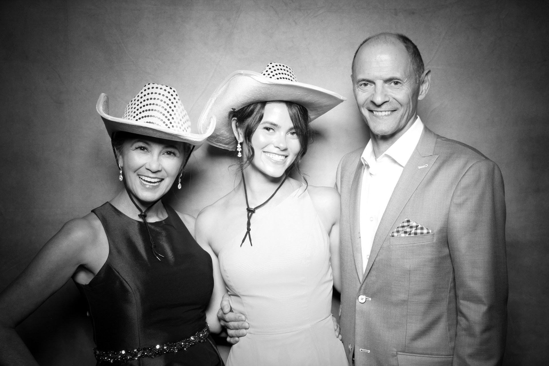 Madison and Trevon | View more photos from the event at photos.fotably.com/u/FotablyPhotoBooth/Madison-and-Trevon