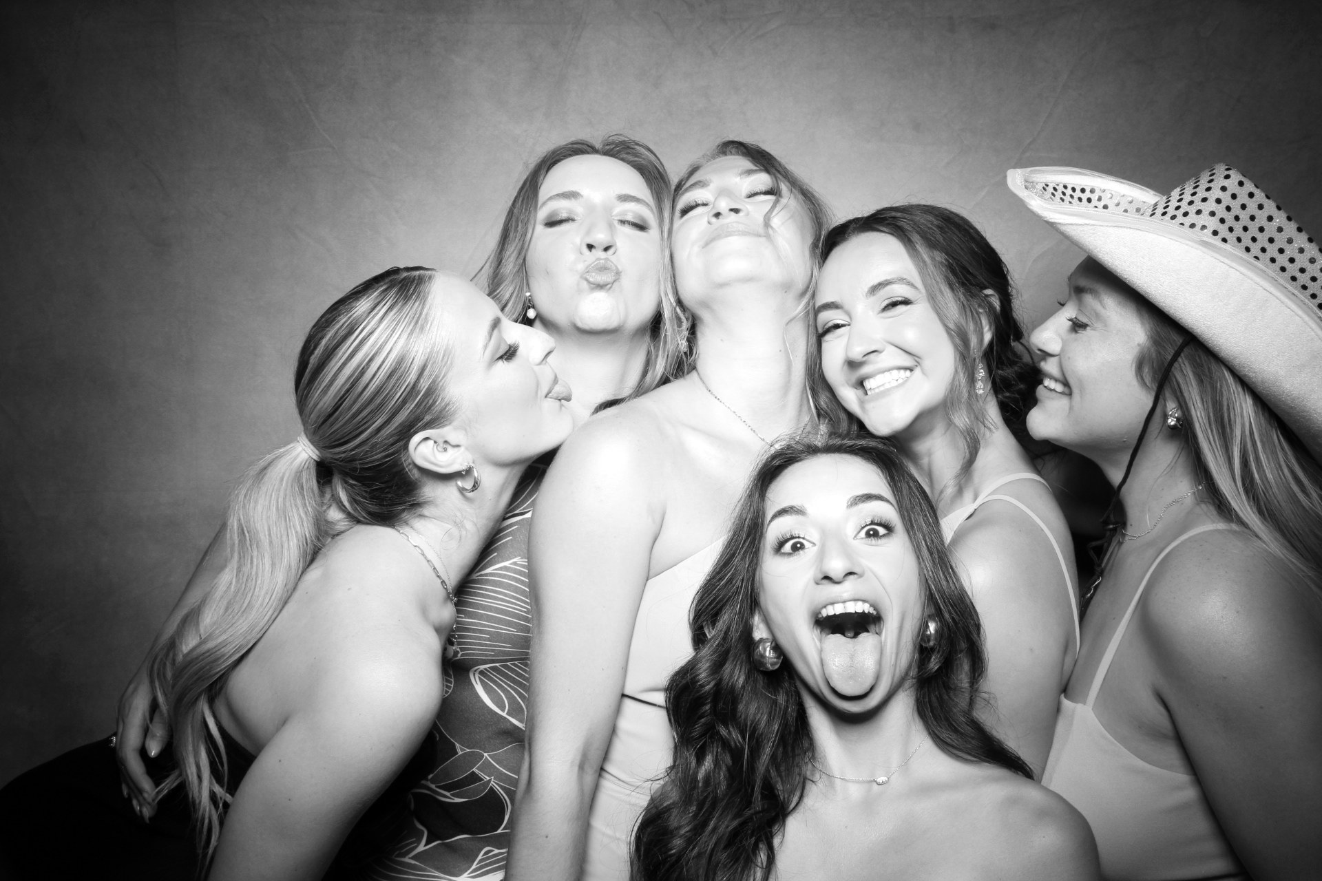 Madison and Trevon | View more photos from the event at photos.fotably.com/u/FotablyPhotoBooth/Madison-and-Trevon