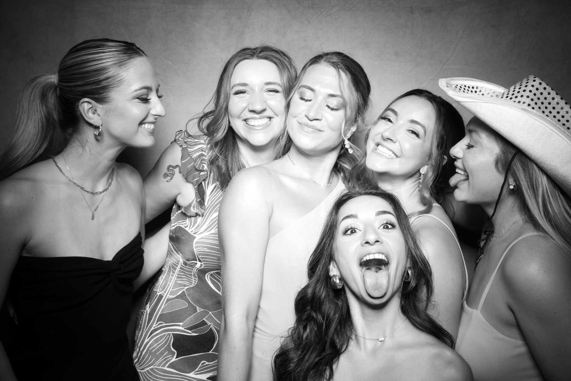 Madison and Trevon | View more photos from the event at photos.fotably.com/u/FotablyPhotoBooth/Madison-and-Trevon