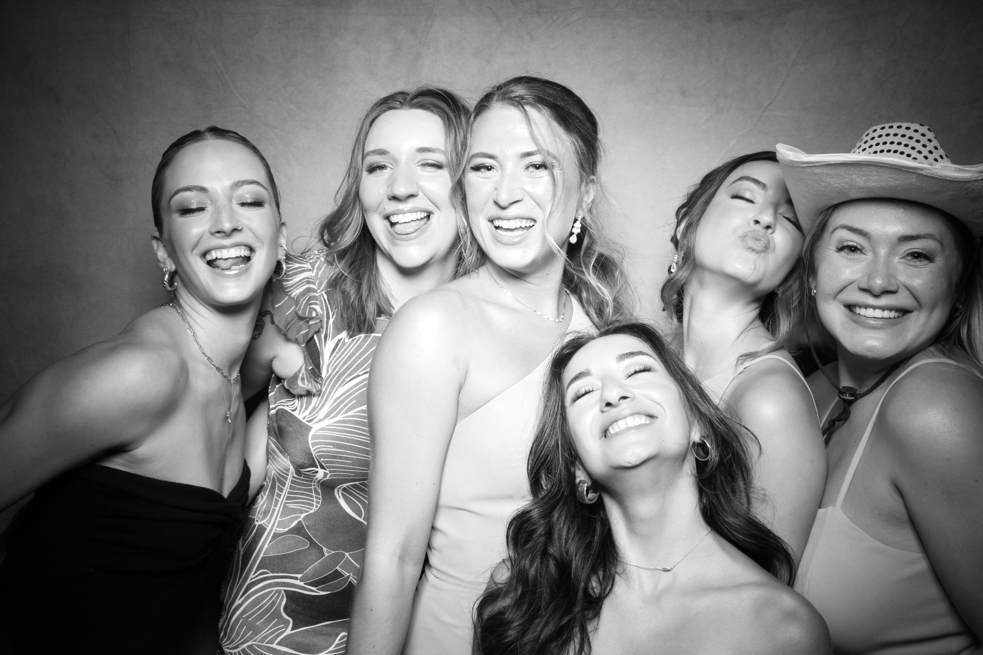 Madison and Trevon | View more photos from the event at photos.fotably.com/u/FotablyPhotoBooth/Madison-and-Trevon