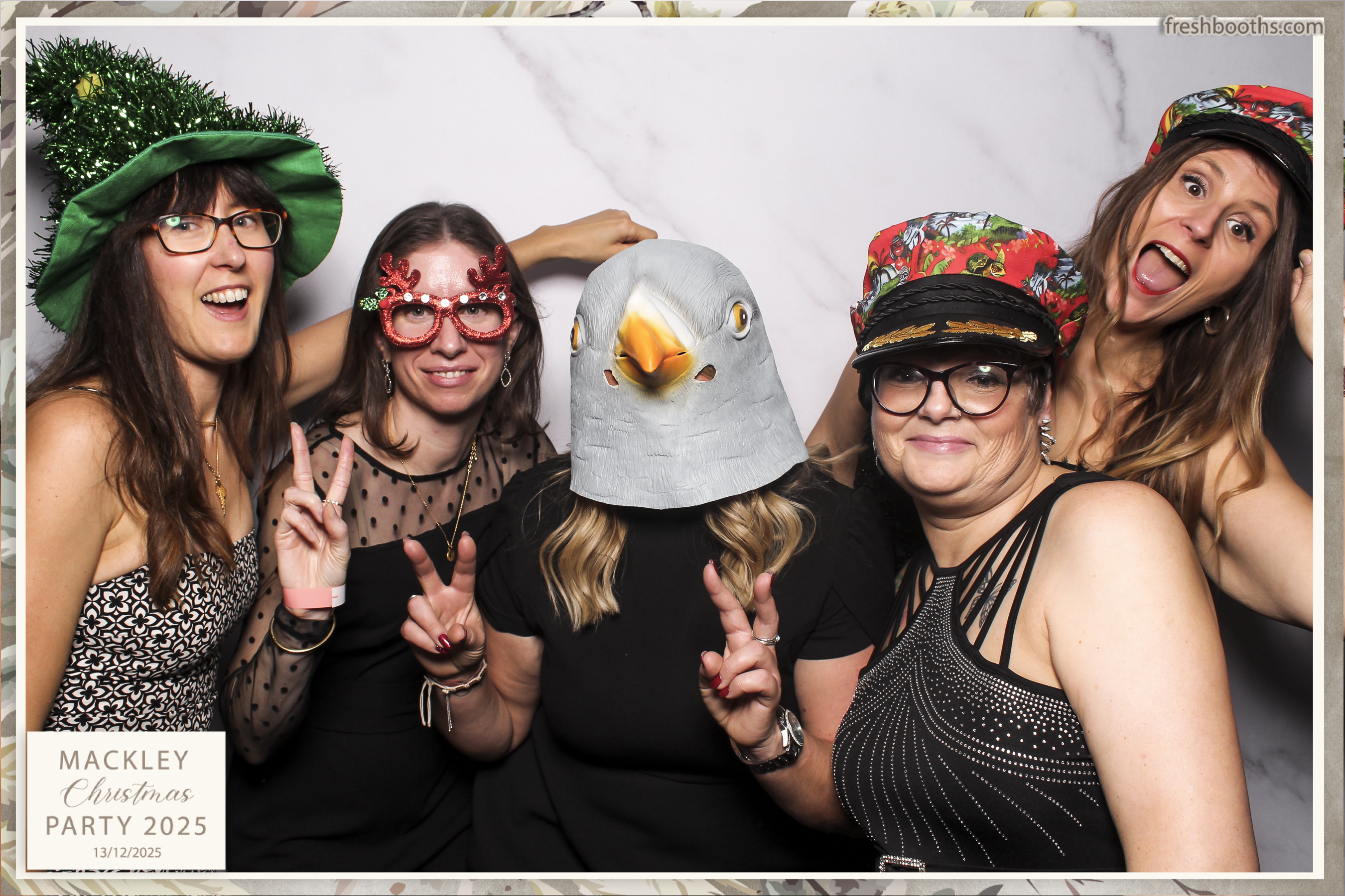 Mackley Xmas 2025 | View more photos from the event at gallery.freshbooths.com/u/FreshBooths/Mackley-Xmas-2025