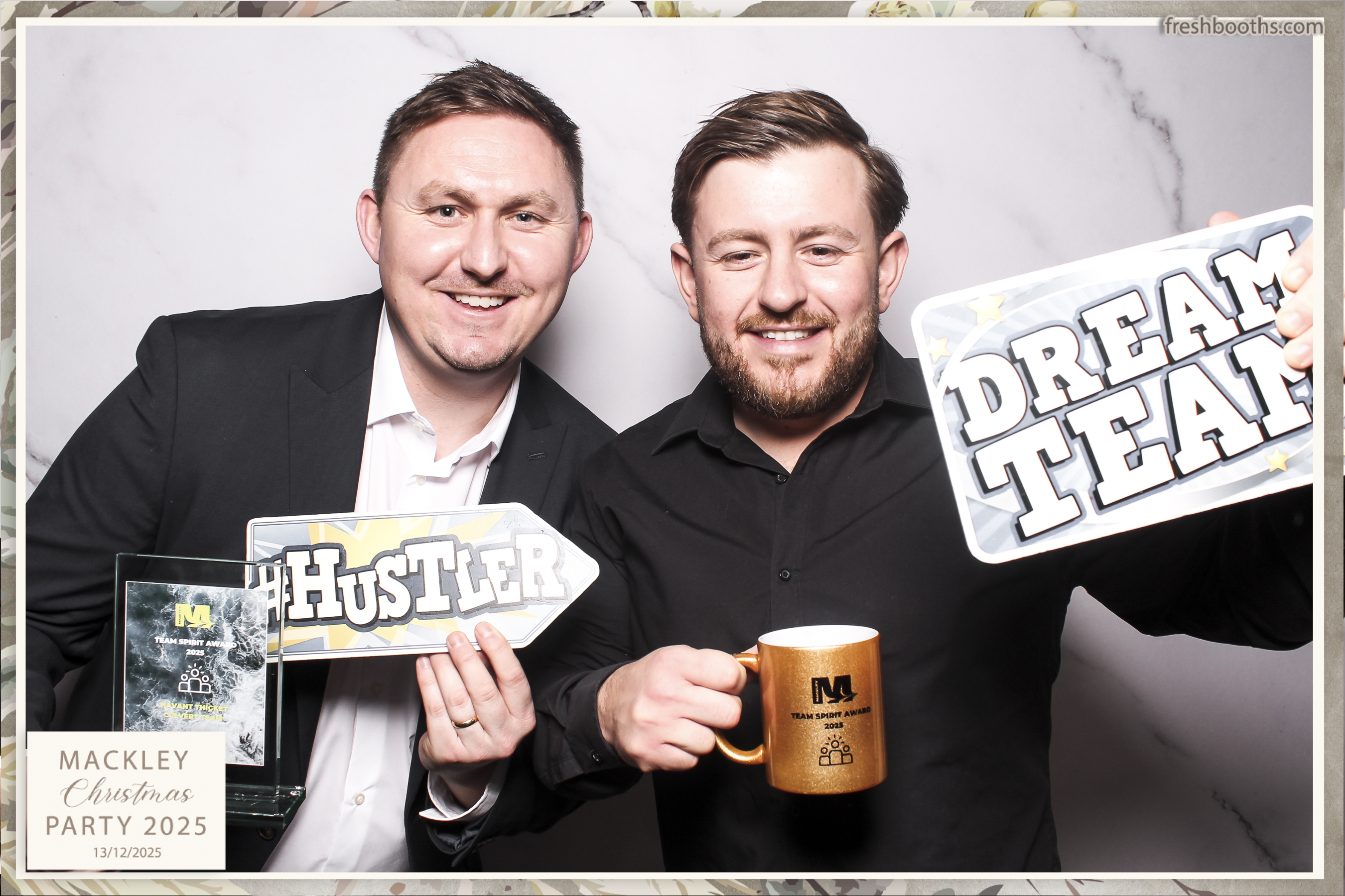 Mackley Xmas 2025 | View more photos from the event at gallery.freshbooths.com/u/FreshBooths/Mackley-Xmas-2025