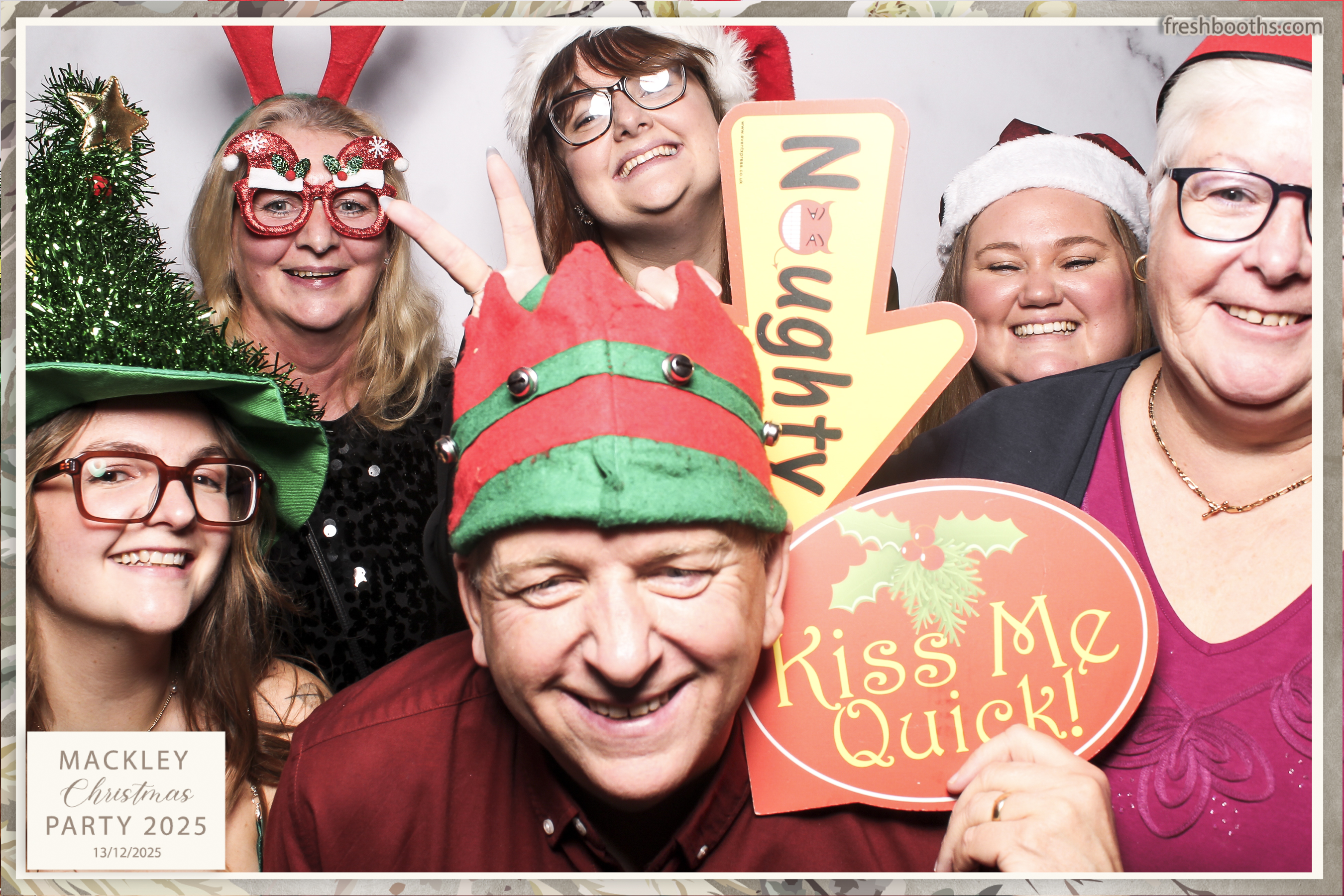 Mackley Xmas 2025 | View more photos from the event at gallery.freshbooths.com/u/FreshBooths/Mackley-Xmas-2025