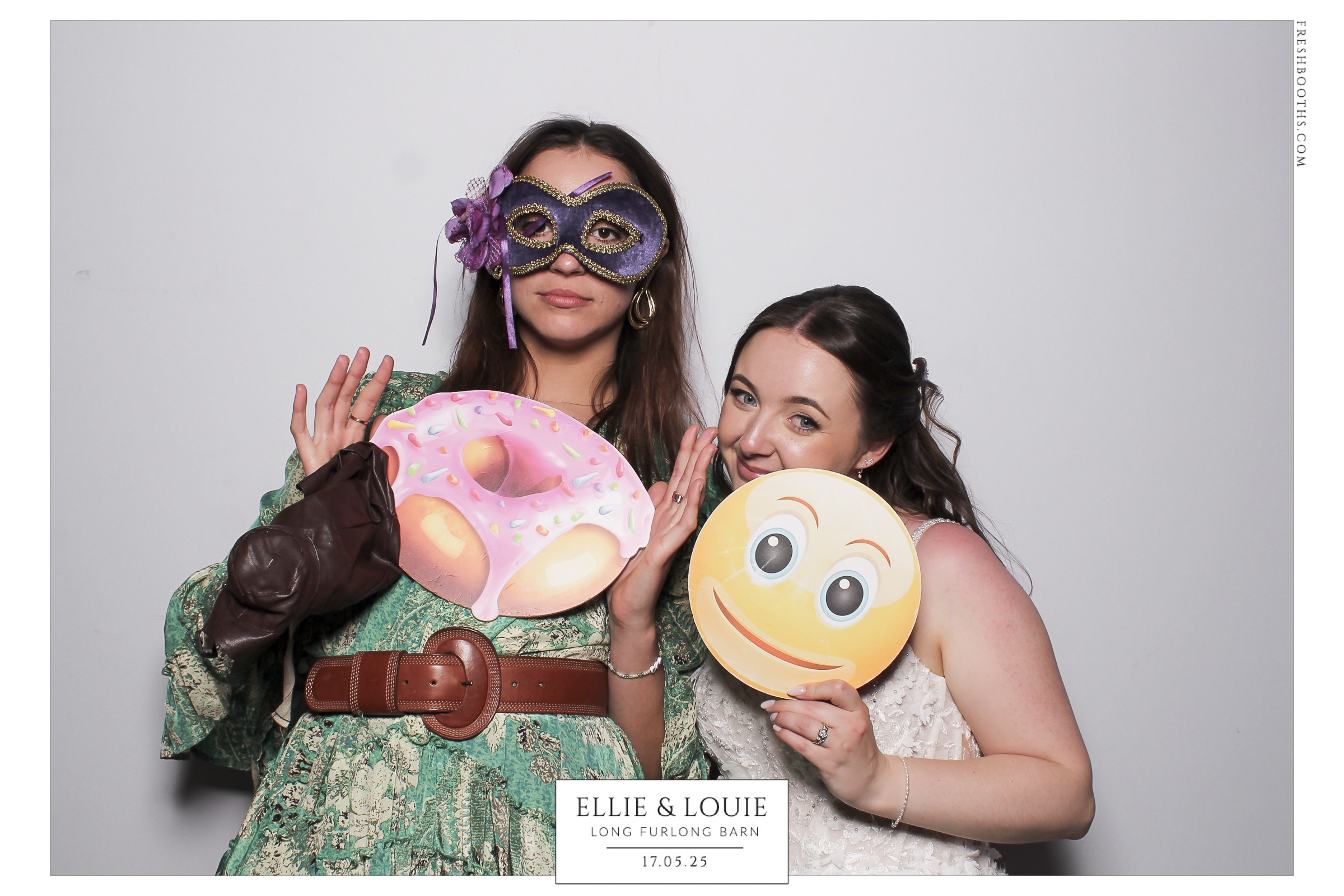 Wedding of Ellie & Louie | View more photos from the event at gallery.freshbooths.com/u/FreshBooths/Wedding-of-Ellie-Louie