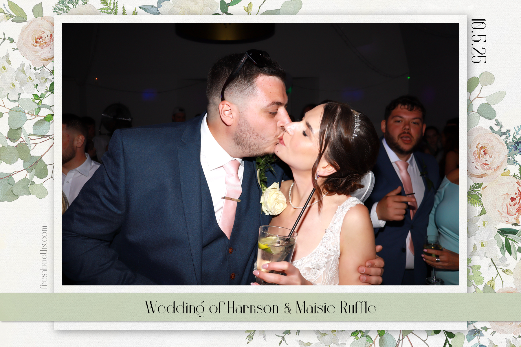 Wedding of Harrison and Maisie | View more photos from the event at gallery.freshbooths.com/u/FreshBooths/Wedding-of-Harrison-and-Maisie