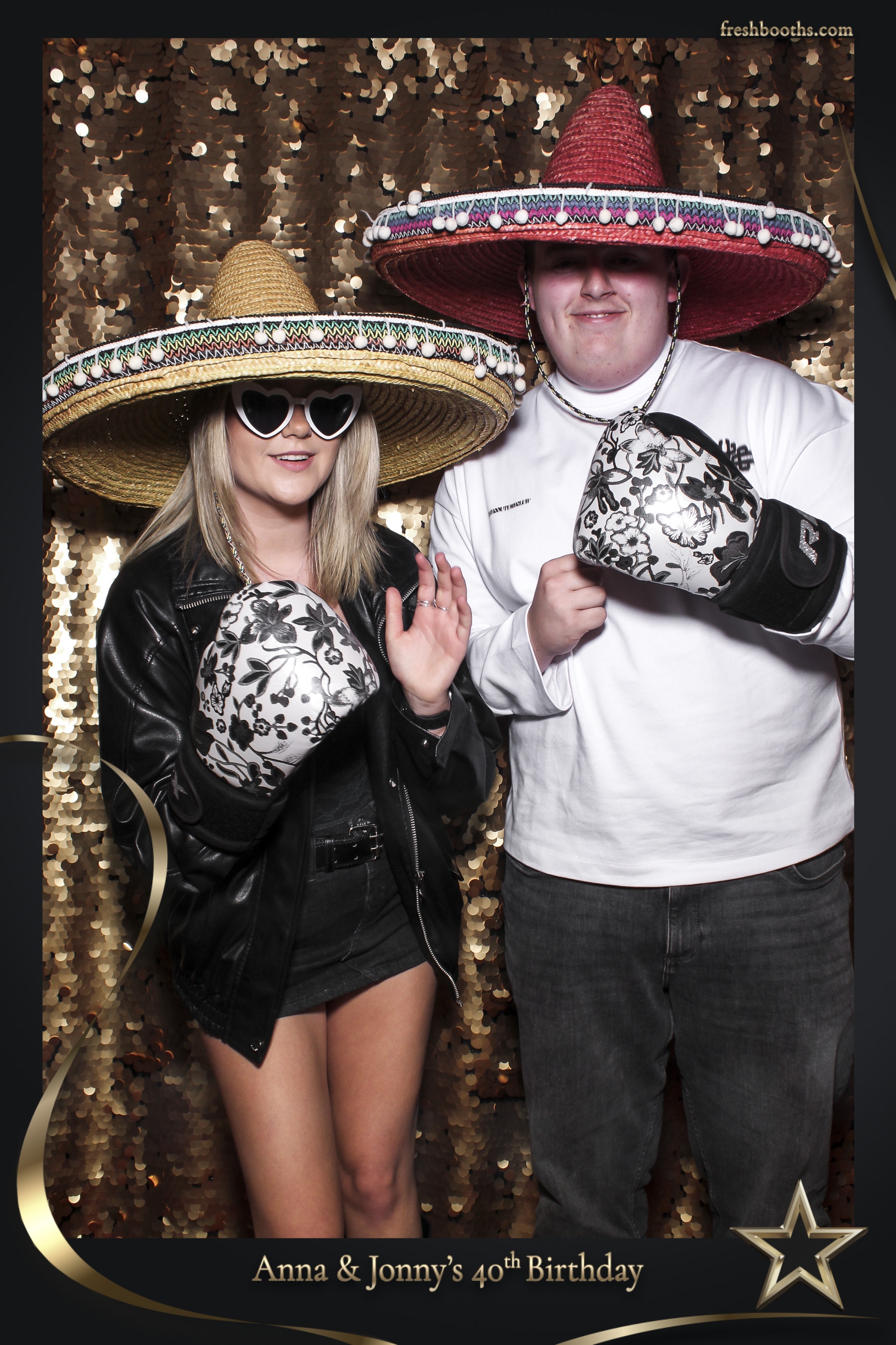 Jonny & Anna 40th | View more photos from the event at gallery.freshbooths.com/u/FreshBooths/Jonny-Anna-40th