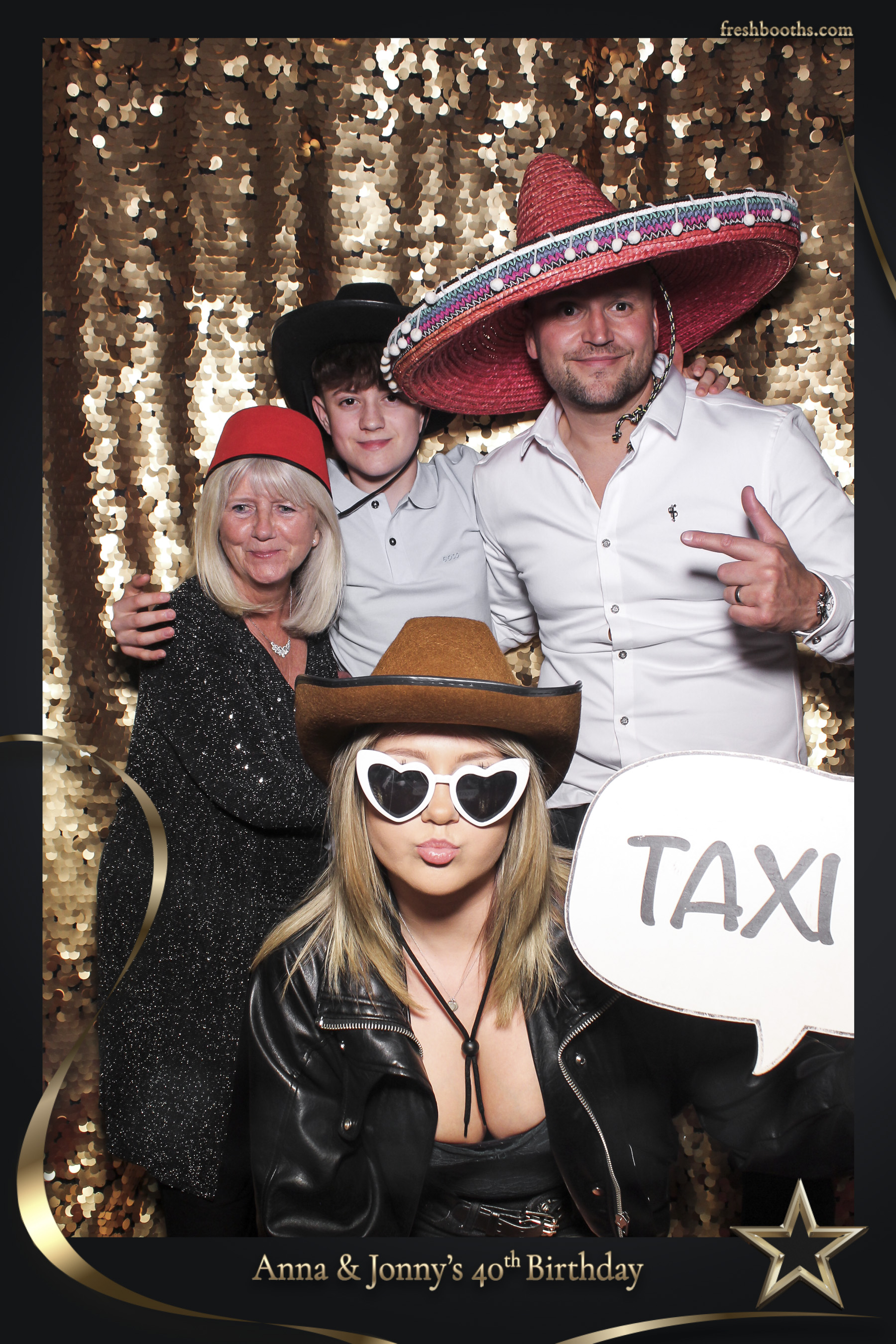Jonny & Anna 40th | View more photos from the event at gallery.freshbooths.com/u/FreshBooths/Jonny-Anna-40th