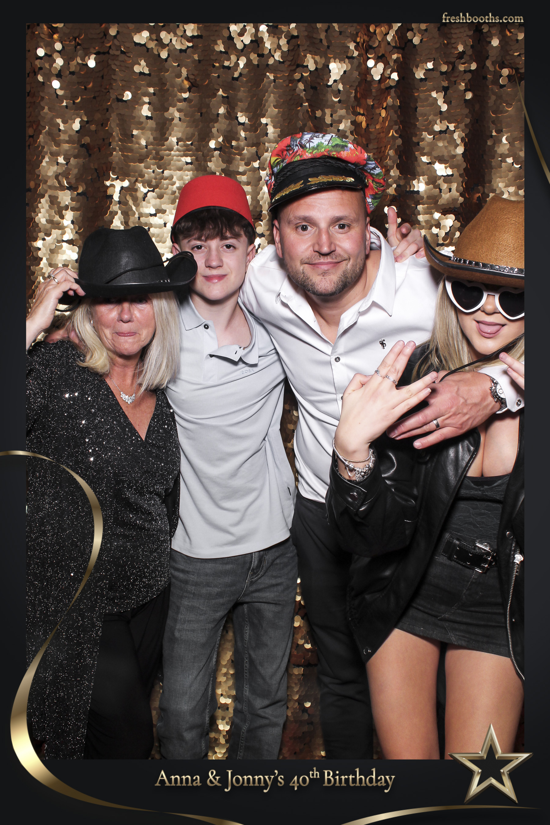 Jonny & Anna 40th | View more photos from the event at gallery.freshbooths.com/u/FreshBooths/Jonny-Anna-40th