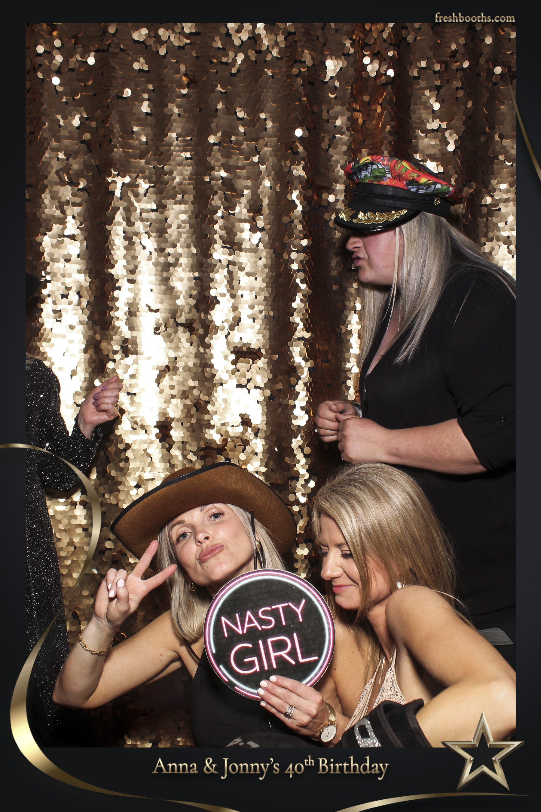 Jonny & Anna 40th | View more photos from the event at gallery.freshbooths.com/u/FreshBooths/Jonny-Anna-40th
