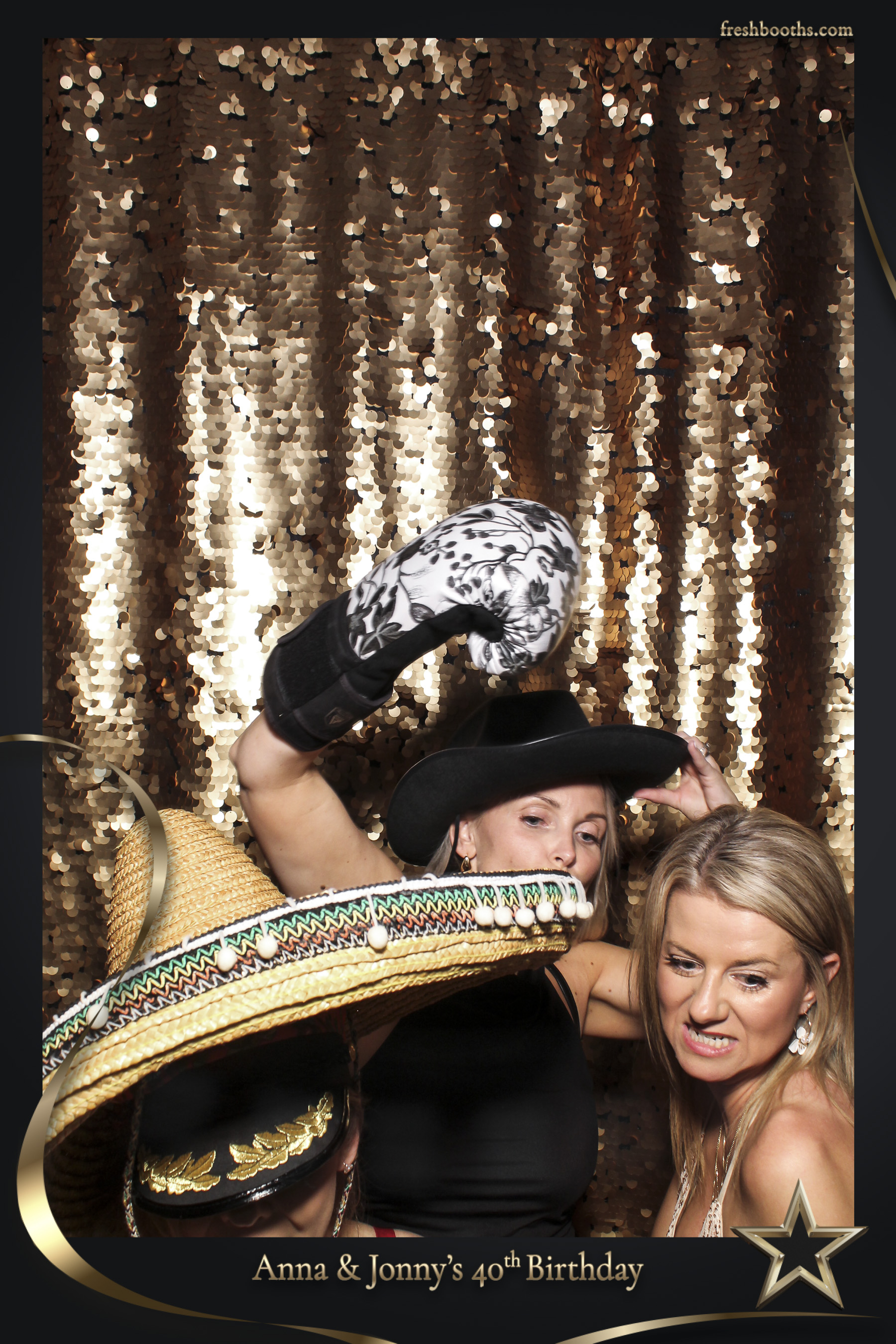 Jonny & Anna 40th | View more photos from the event at gallery.freshbooths.com/u/FreshBooths/Jonny-Anna-40th