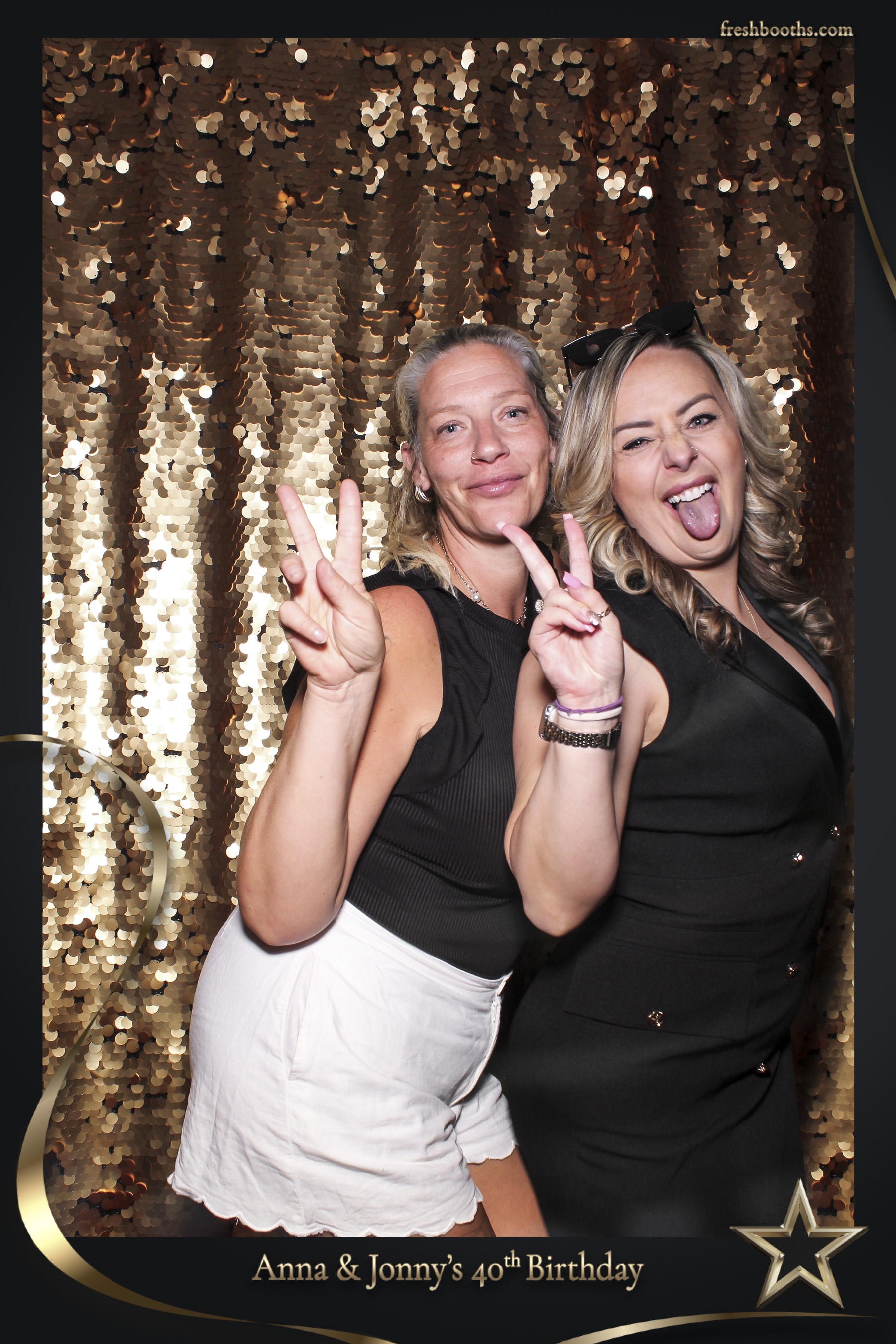 Jonny & Anna 40th | View more photos from the event at gallery.freshbooths.com/u/FreshBooths/Jonny-Anna-40th