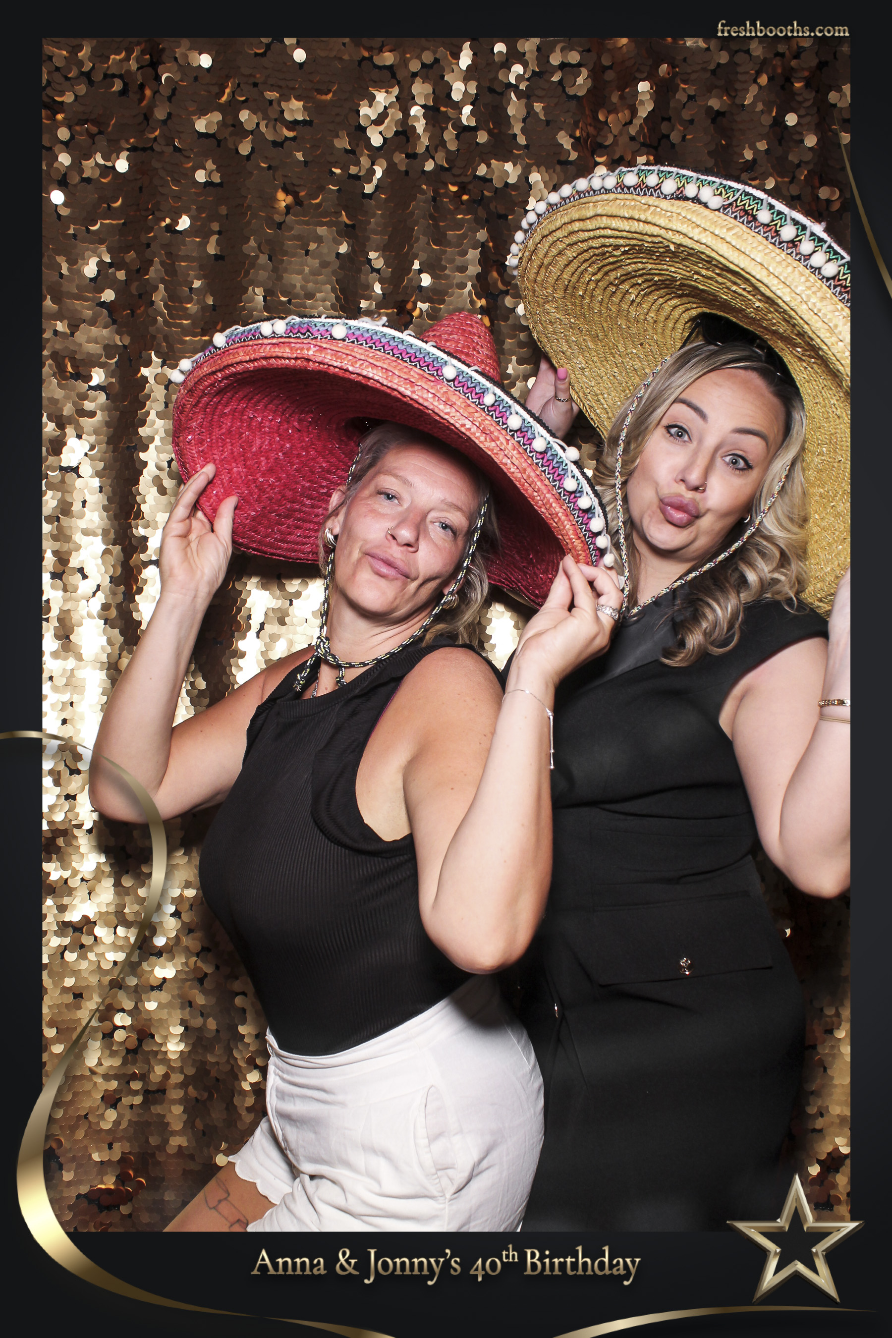 Jonny & Anna 40th | View more photos from the event at gallery.freshbooths.com/u/FreshBooths/Jonny-Anna-40th