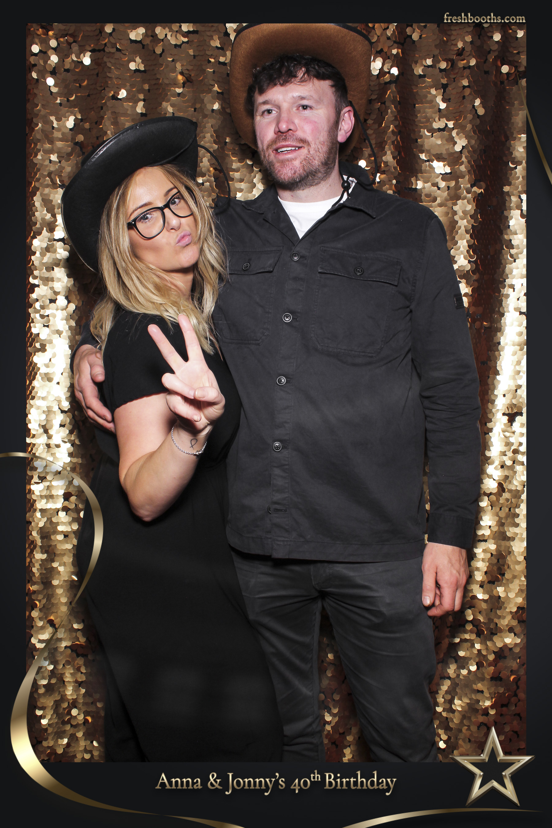Jonny & Anna 40th | View more photos from the event at gallery.freshbooths.com/u/FreshBooths/Jonny-Anna-40th
