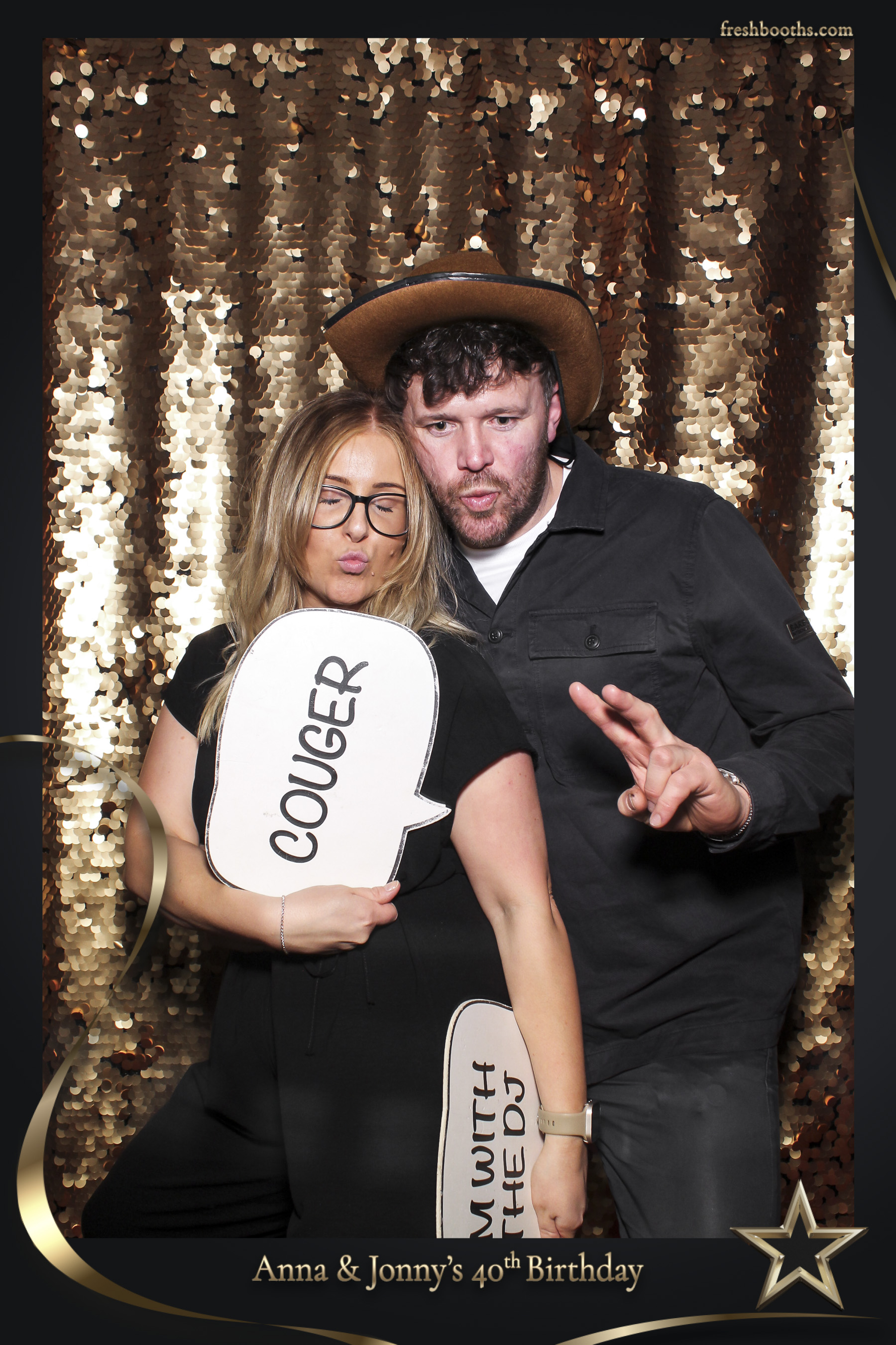 Jonny & Anna 40th | View more photos from the event at gallery.freshbooths.com/u/FreshBooths/Jonny-Anna-40th