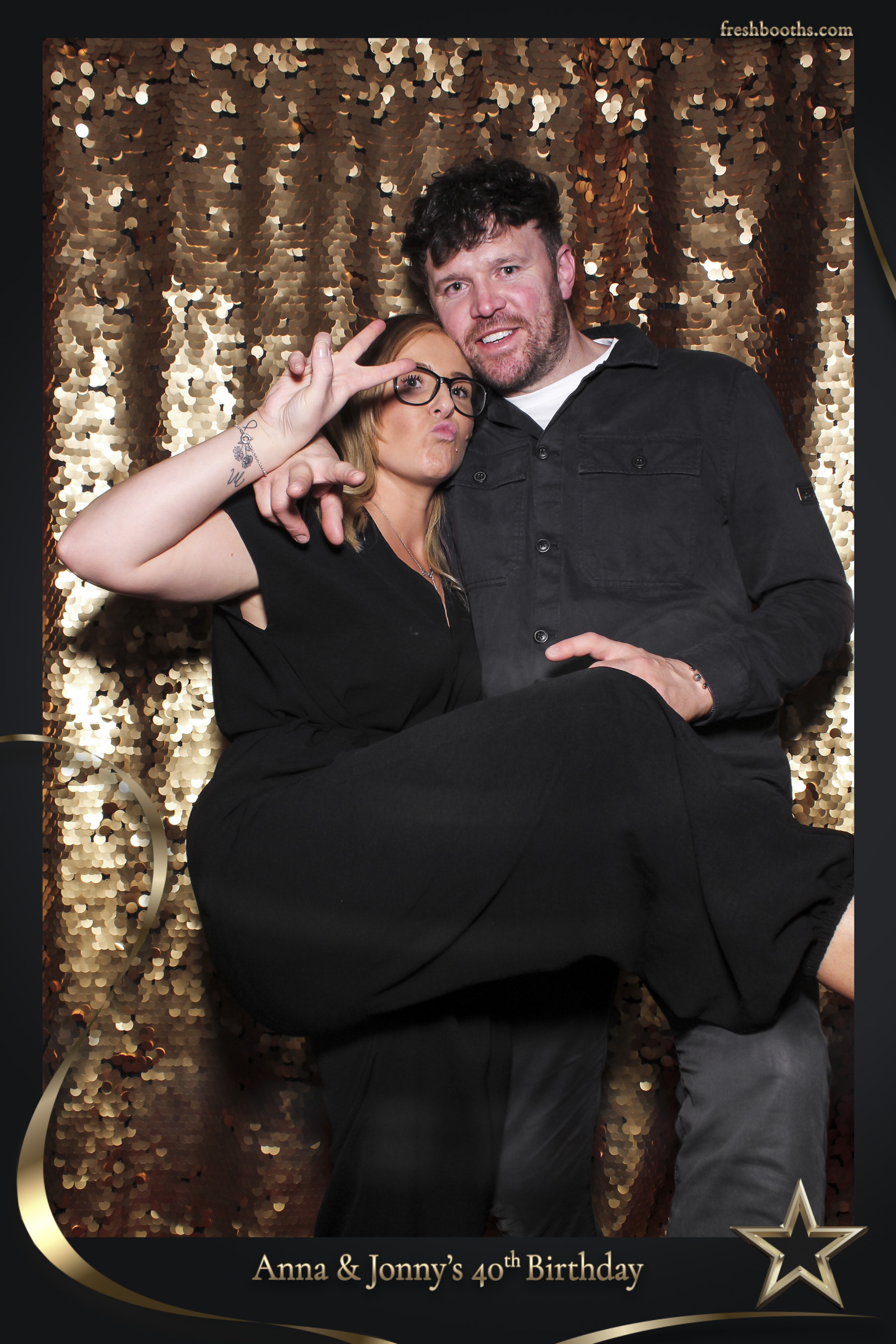 Jonny & Anna 40th | View more photos from the event at gallery.freshbooths.com/u/FreshBooths/Jonny-Anna-40th