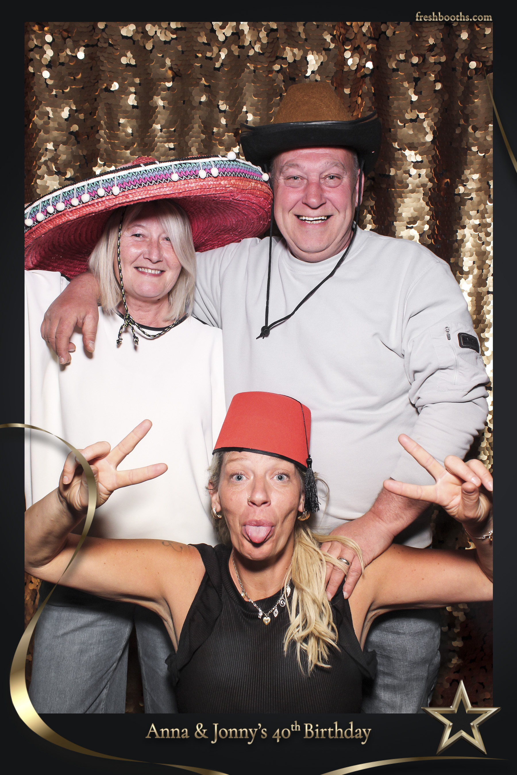 Jonny & Anna 40th | View more photos from the event at gallery.freshbooths.com/u/FreshBooths/Jonny-Anna-40th