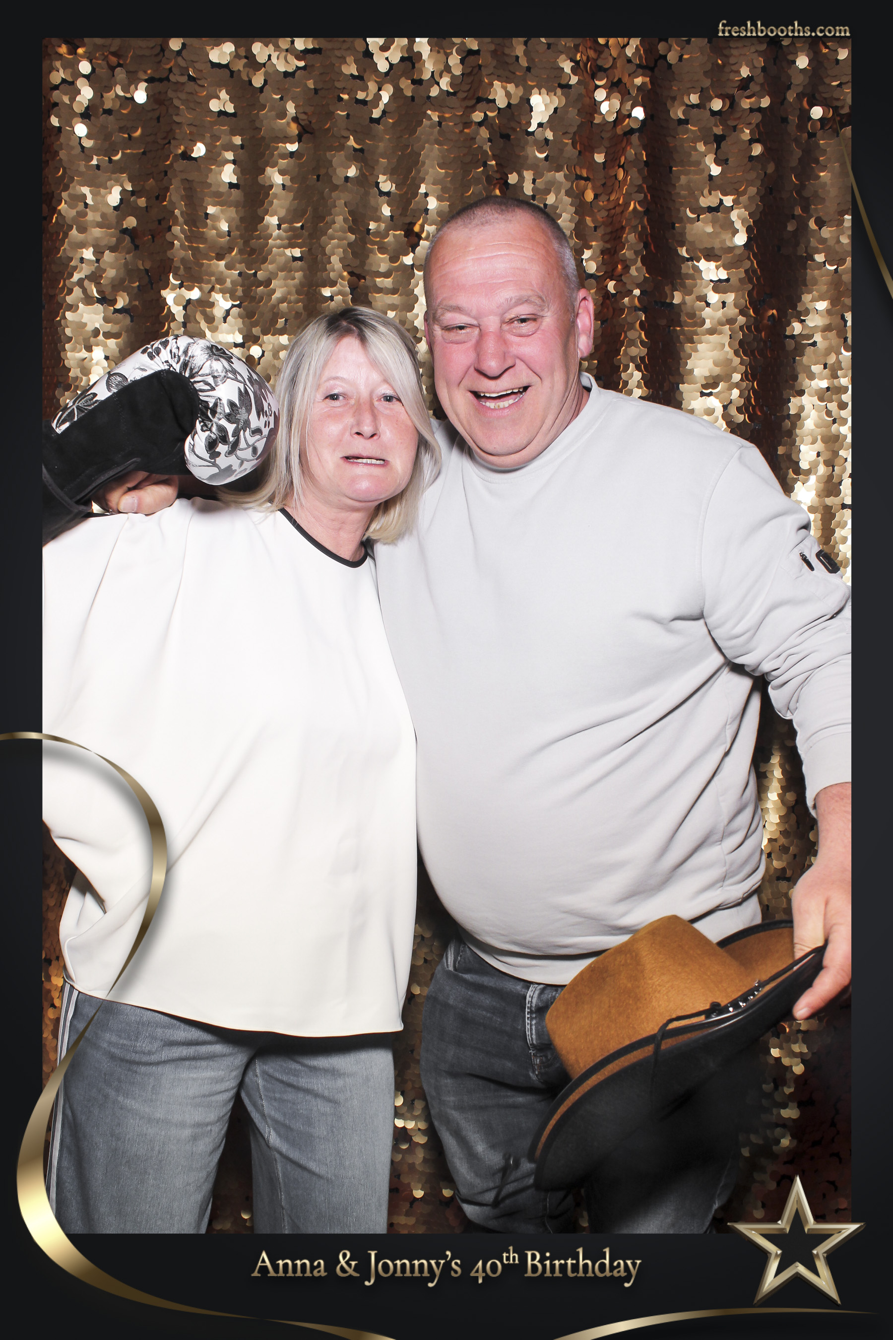 Jonny & Anna 40th | View more photos from the event at gallery.freshbooths.com/u/FreshBooths/Jonny-Anna-40th