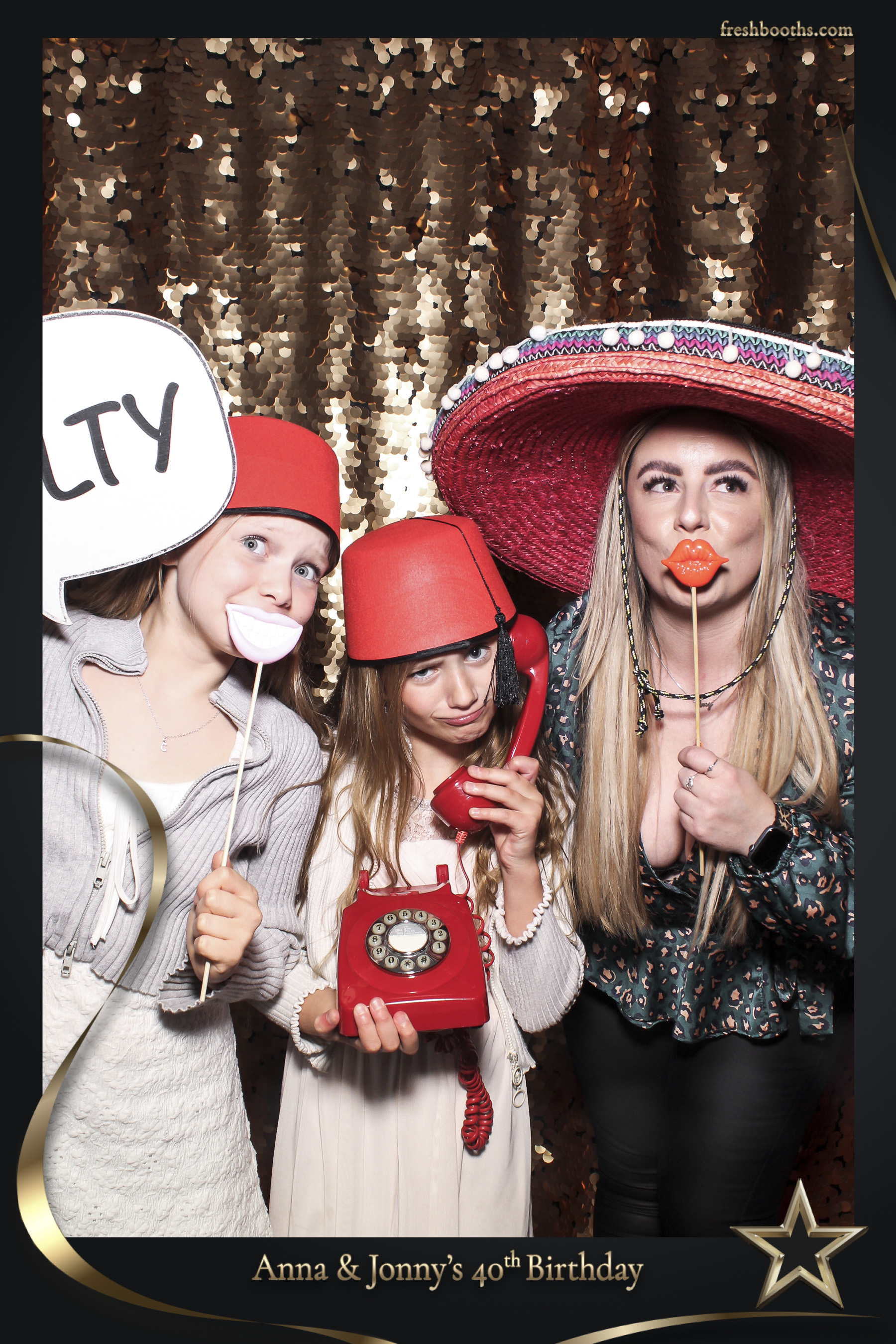 Jonny & Anna 40th | View more photos from the event at gallery.freshbooths.com/u/FreshBooths/Jonny-Anna-40th