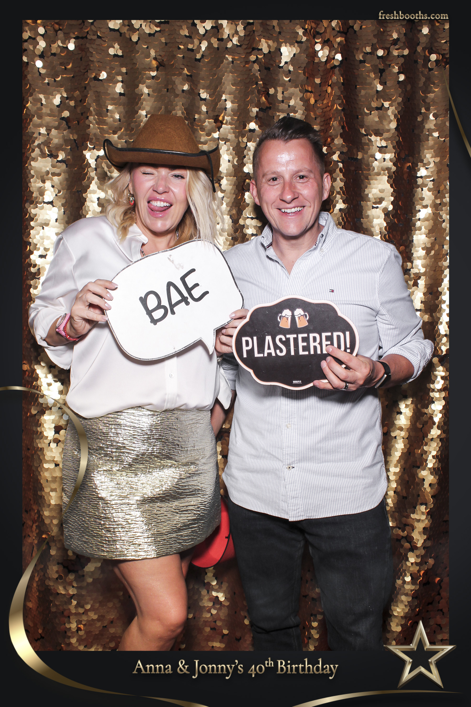 Jonny & Anna 40th | View more photos from the event at gallery.freshbooths.com/u/FreshBooths/Jonny-Anna-40th