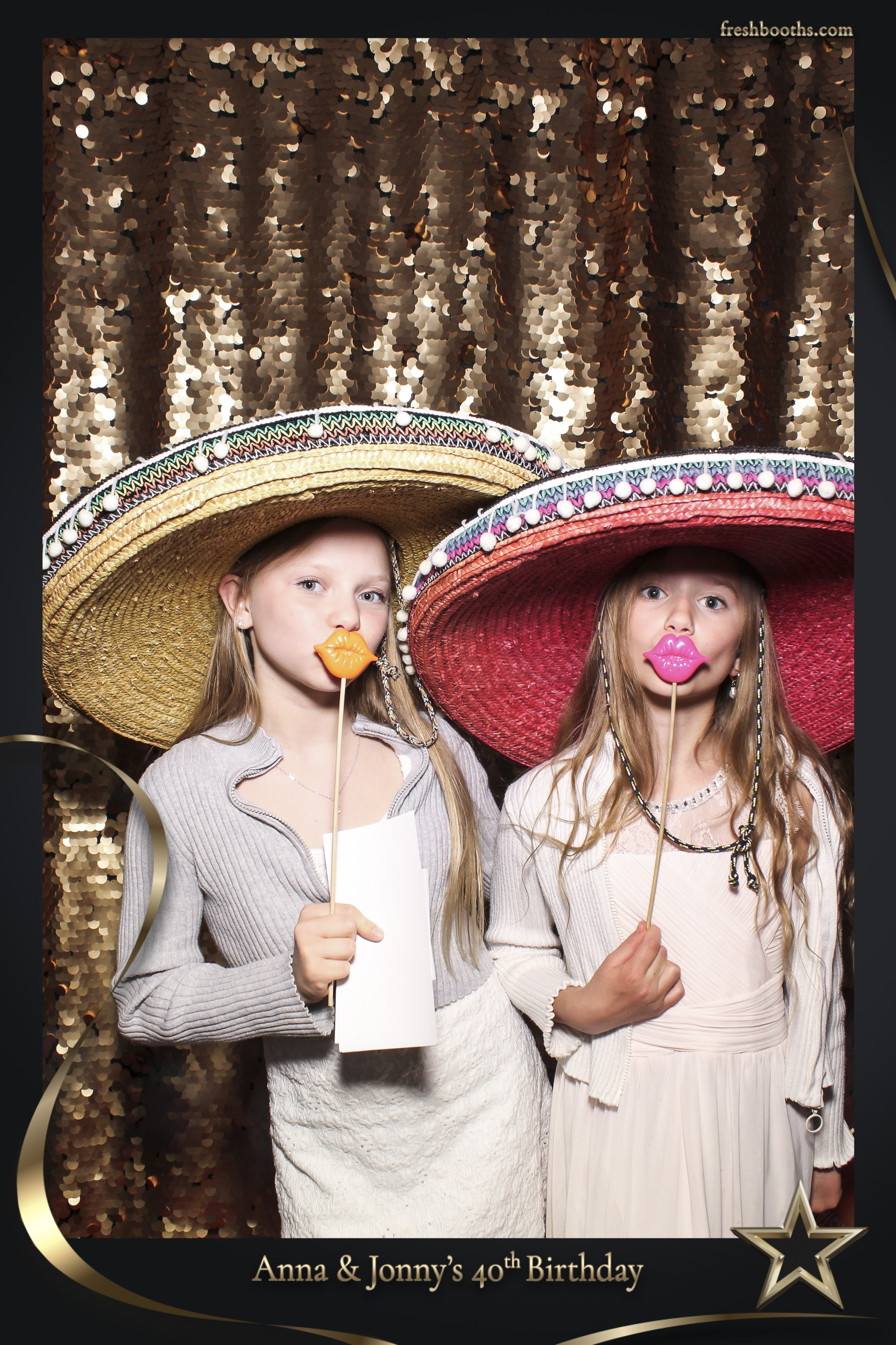 Jonny & Anna 40th | View more photos from the event at gallery.freshbooths.com/u/FreshBooths/Jonny-Anna-40th