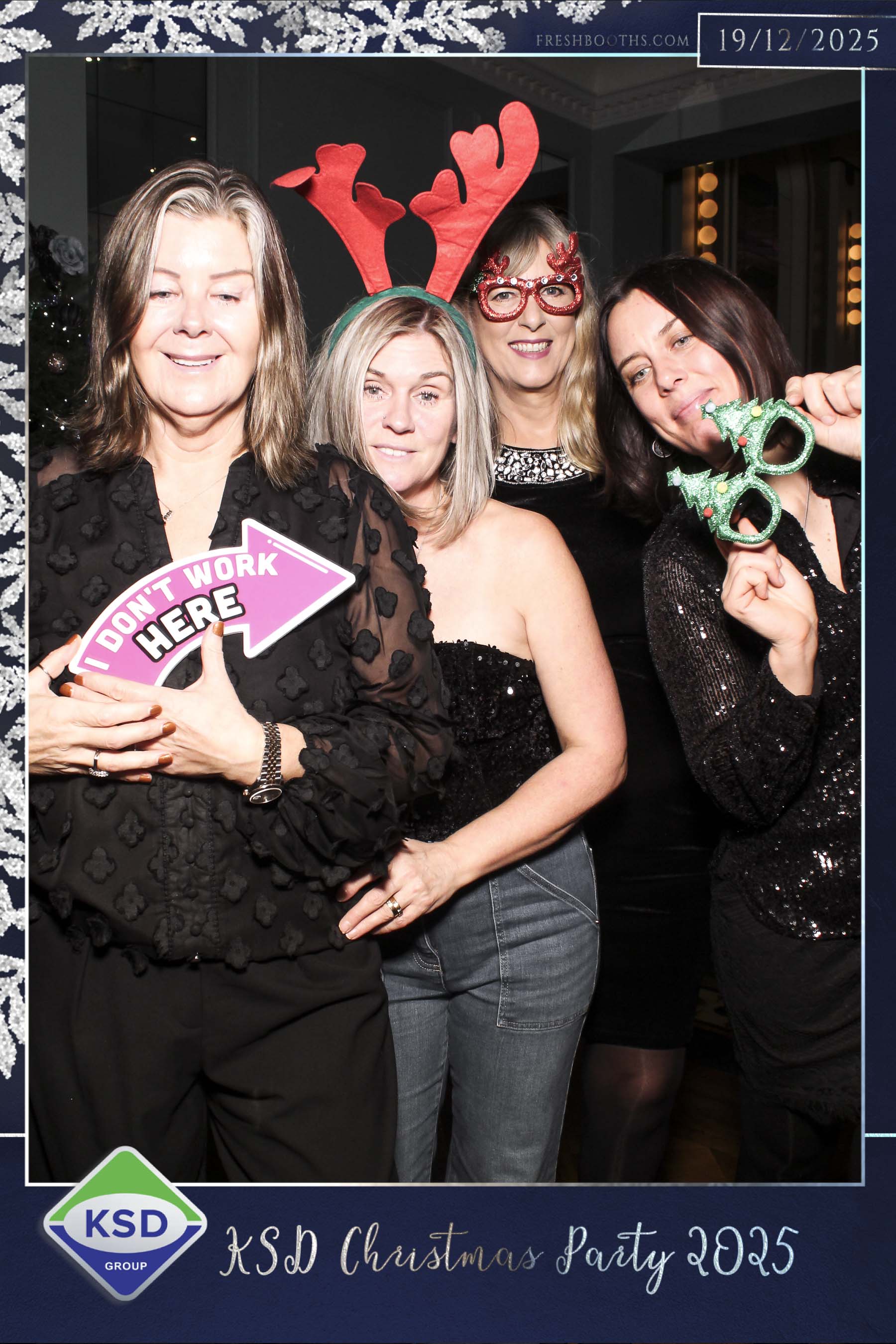 KSD Christmas Party 2025 | View more photos from the event at gallery.freshbooths.com/u/FreshBooths/KSD-Christmas-Party-2025