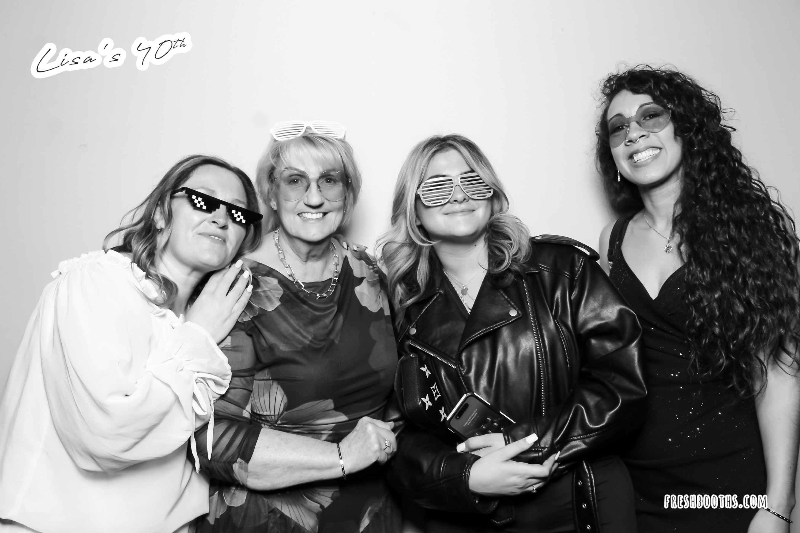 Lisa's 40th Birthday - Glam Booth | View more photos from the event at gallery.freshbooths.com/u/FreshBooths/Lisas-40th-Birthday-Glam-Booth