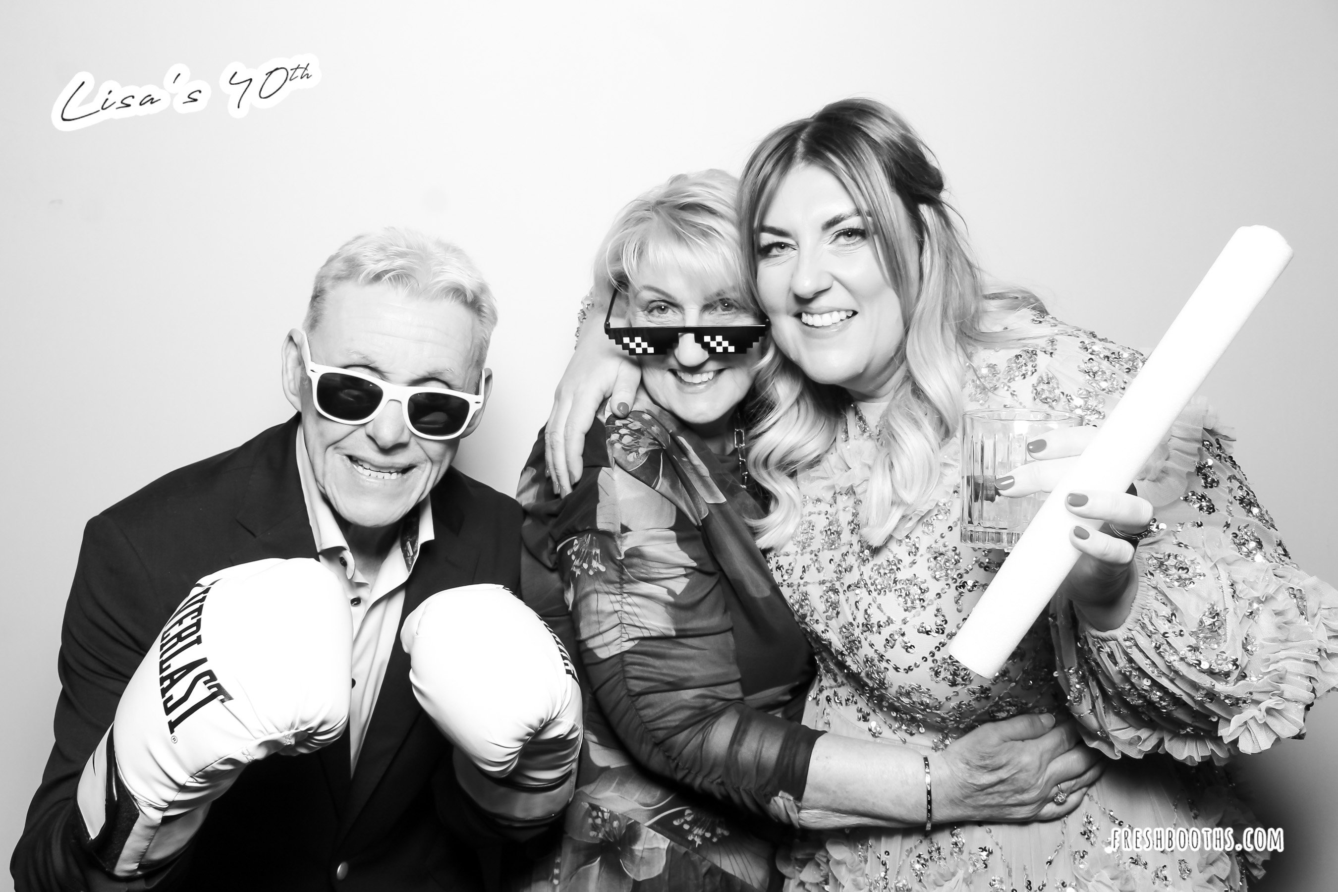 Lisa's 40th Birthday - Glam Booth | View more photos from the event at gallery.freshbooths.com/u/FreshBooths/Lisas-40th-Birthday-Glam-Booth