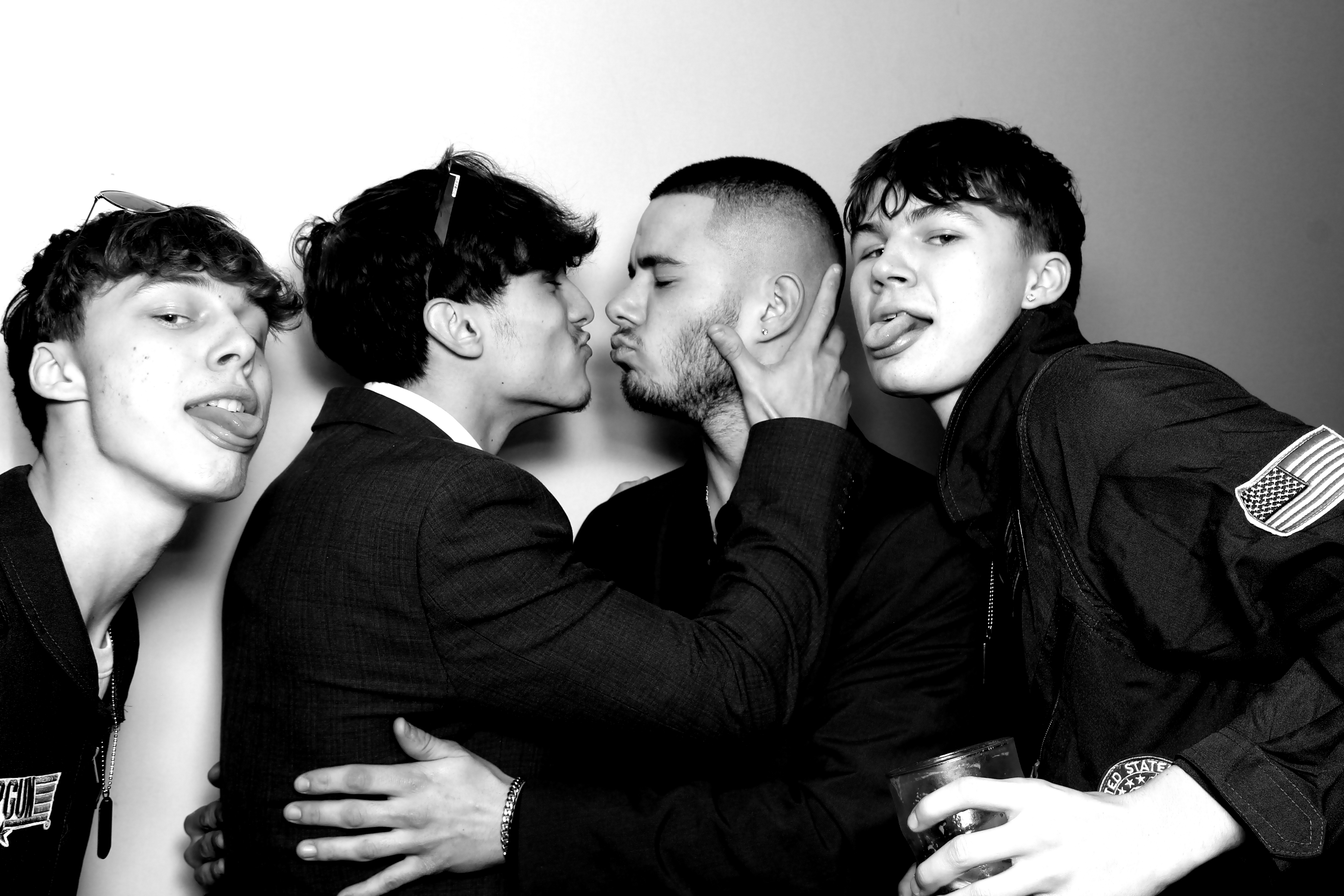 Sarah Birthday Party | View more photos from the event at gallery.freshbooths.com/u/FreshBooths/Sarah-Birthday-Party