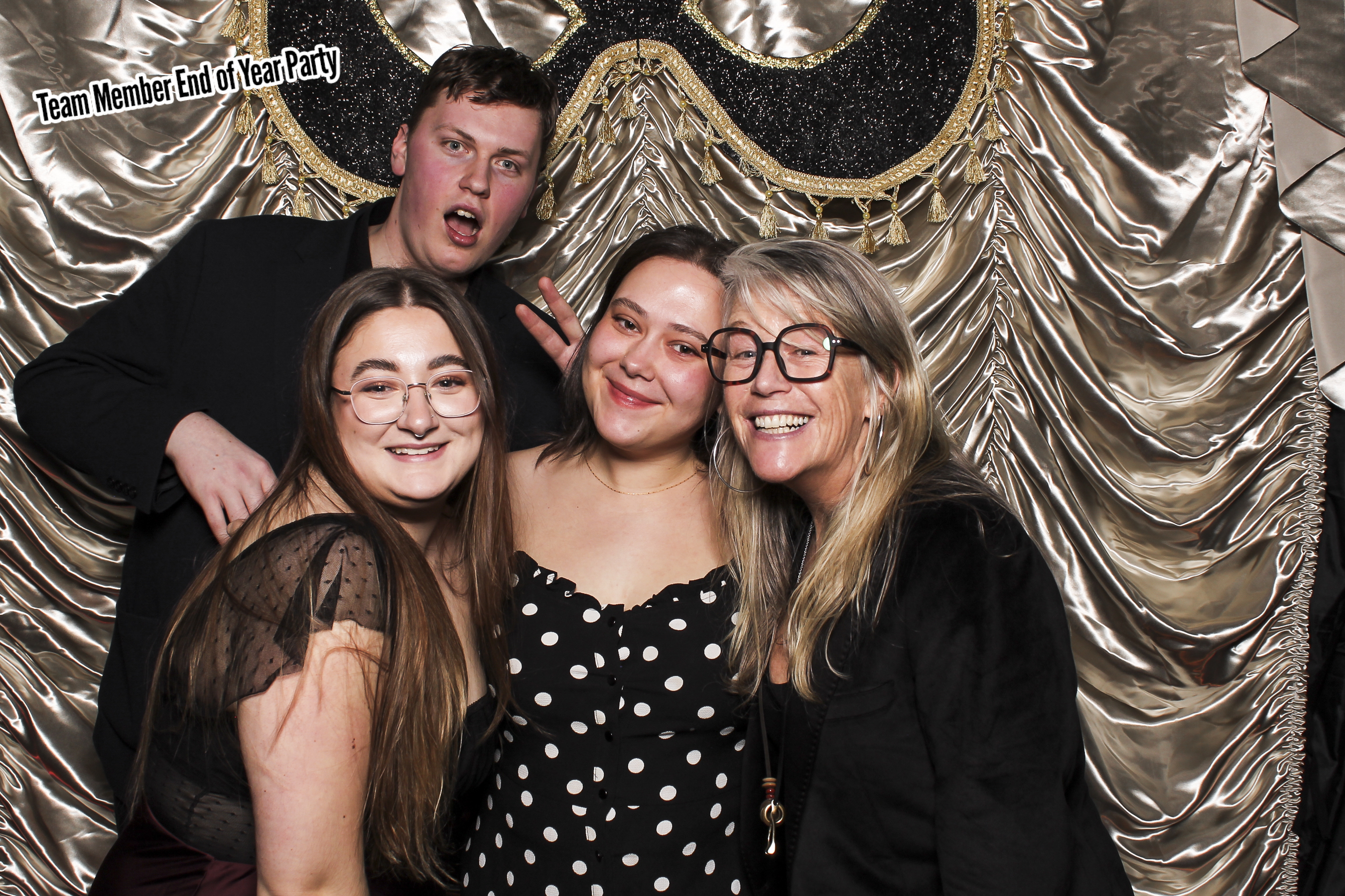 Team Member Staff Party | View more photos from the event at gallery.freshbooths.com/u/FreshBooths/Team-Member-Staff-Party