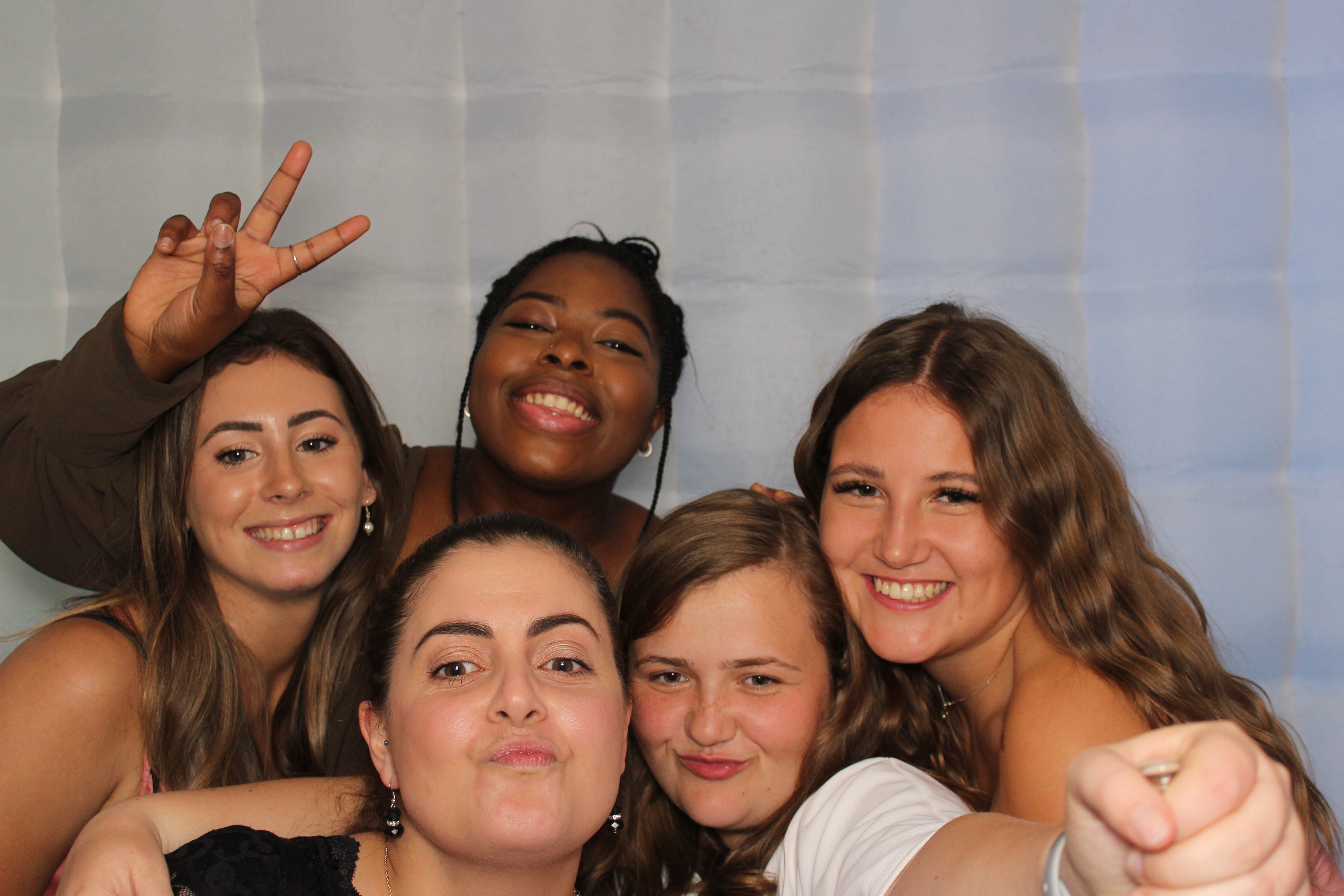 Grad Ball 2021 | View more photos from the event at gallery.funbooth.uk.com/u/FunboothLTD1/Grad-Ball-2021