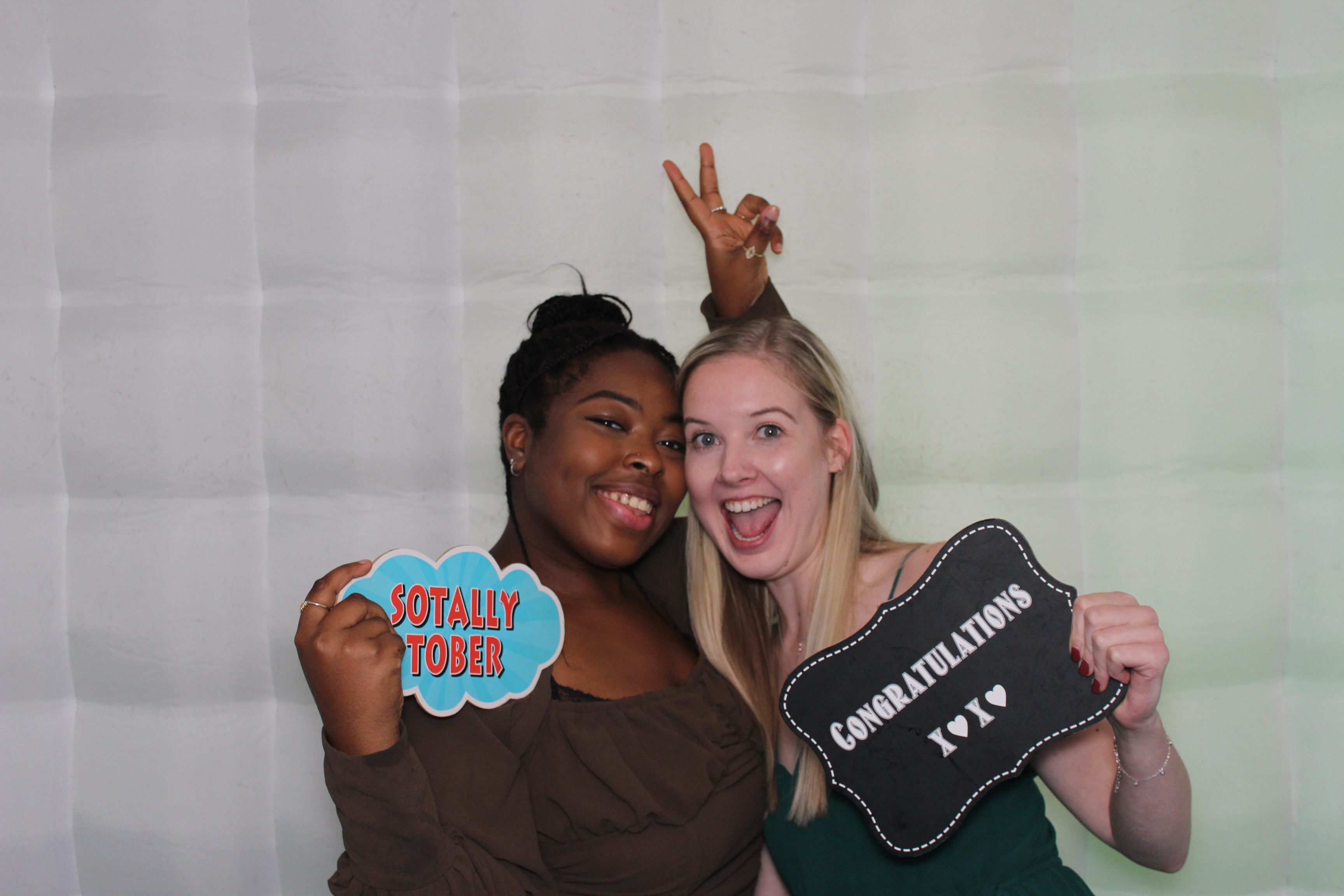 Grad Ball 2021 | View more photos from the event at gallery.funbooth.uk.com/u/FunboothLTD1/Grad-Ball-2021