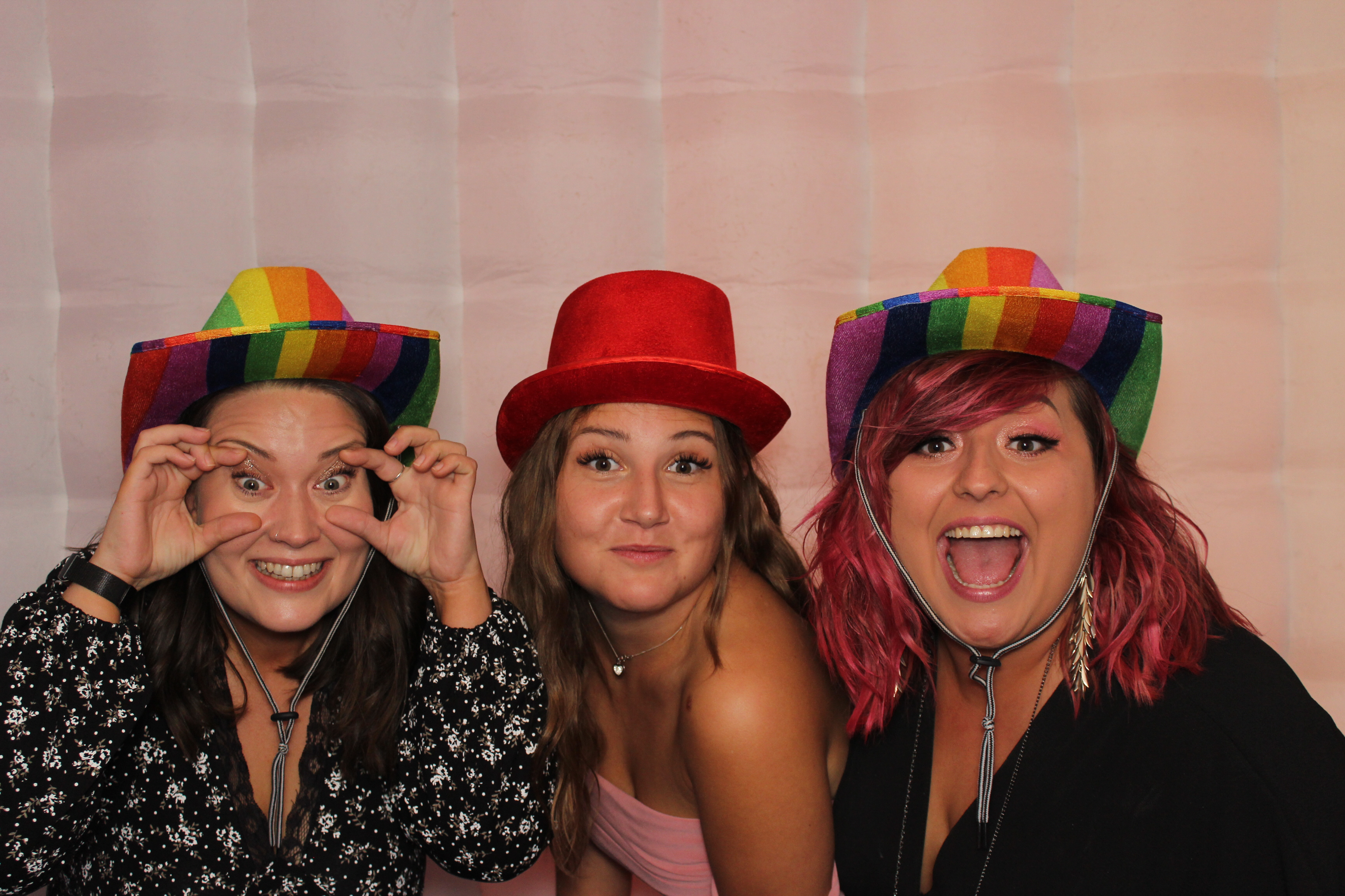 Grad Ball 2021 | View more photos from the event at gallery.funbooth.uk.com/u/FunboothLTD1/Grad-Ball-2021