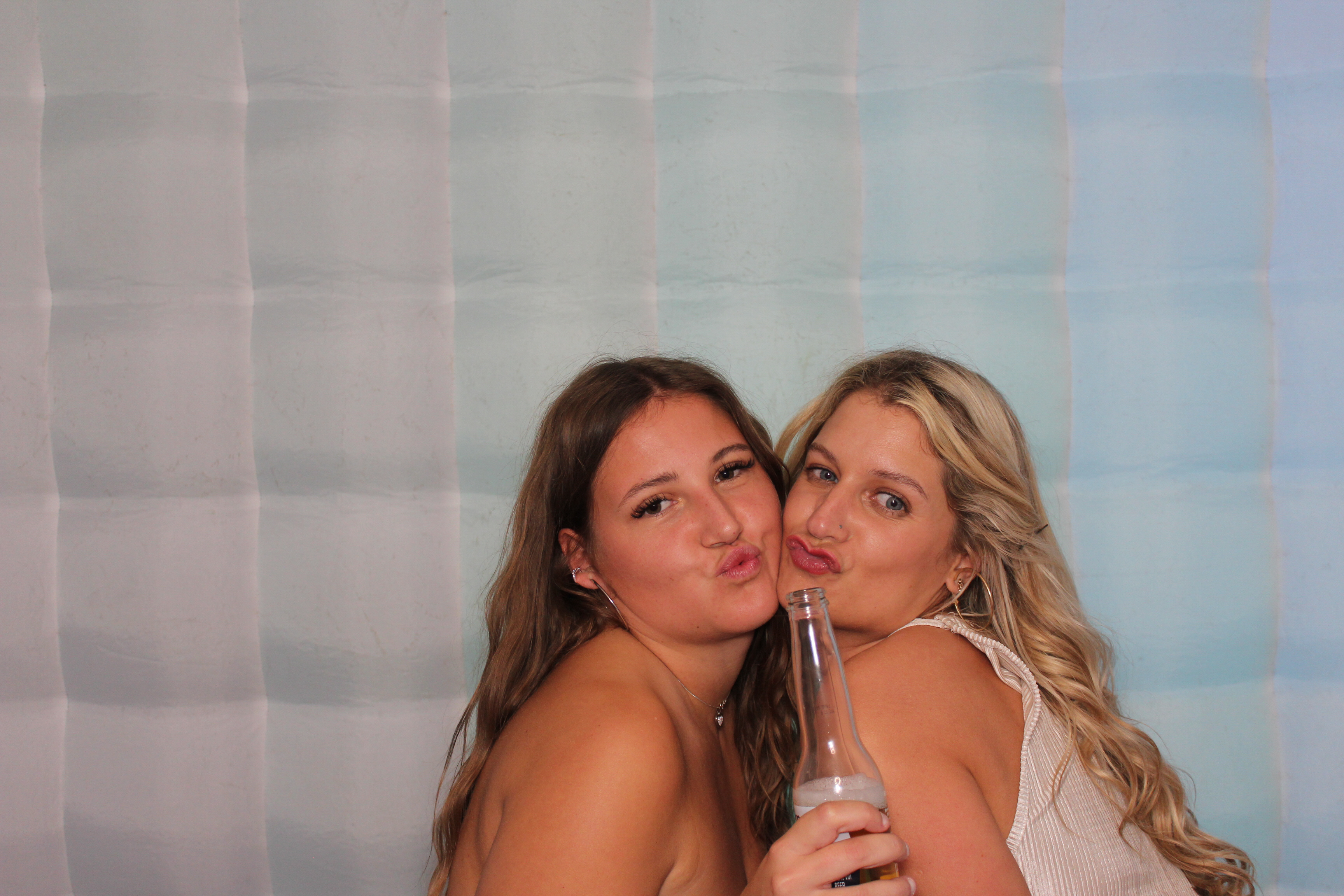 Grad Ball 2021 | View more photos from the event at gallery.funbooth.uk.com/u/FunboothLTD1/Grad-Ball-2021