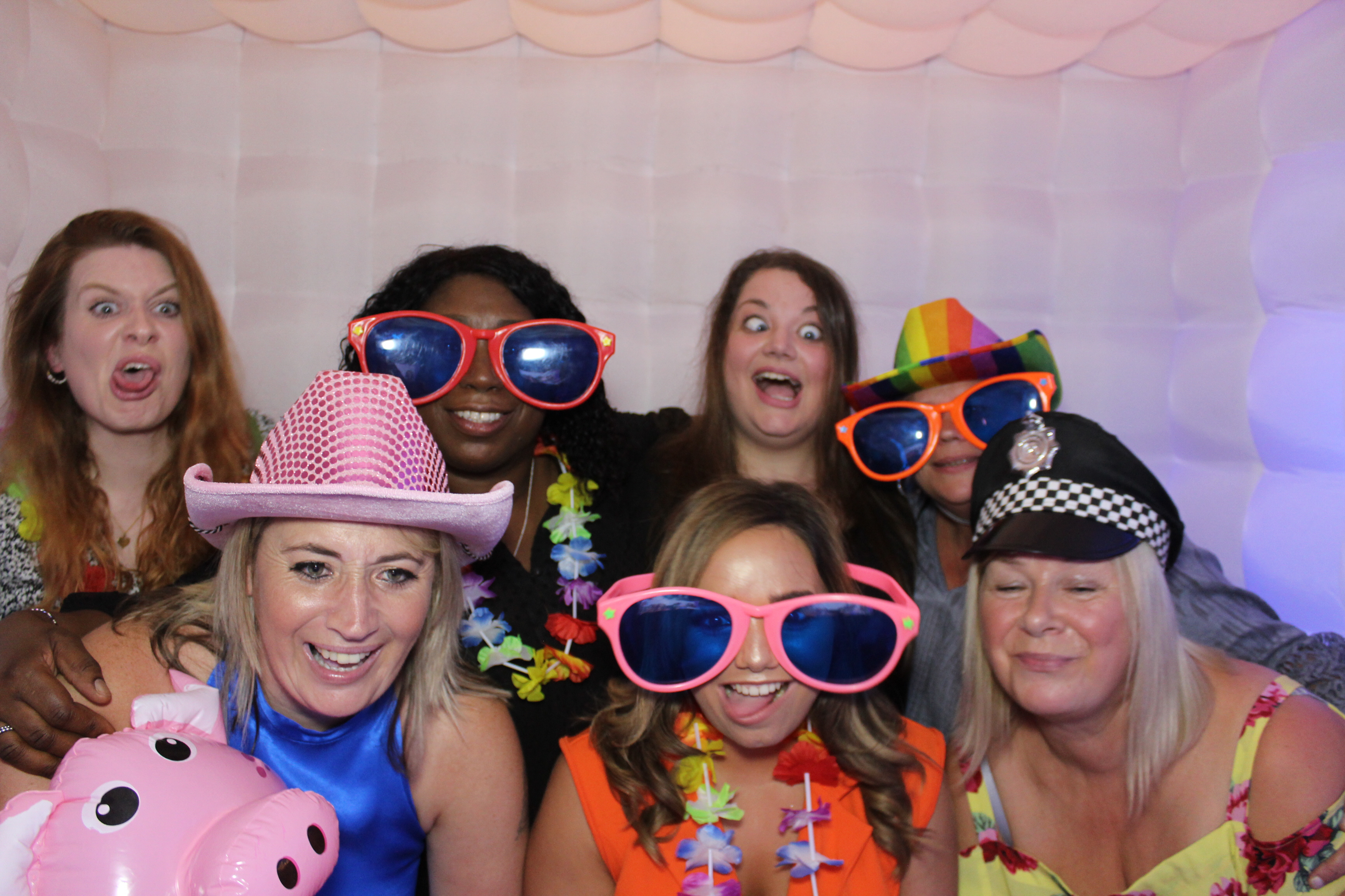Lou's 40th Birthday | View more photos from the event at gallery.funbooth.uk.com/u/FunboothLTD1/Lous-40th-Birthday