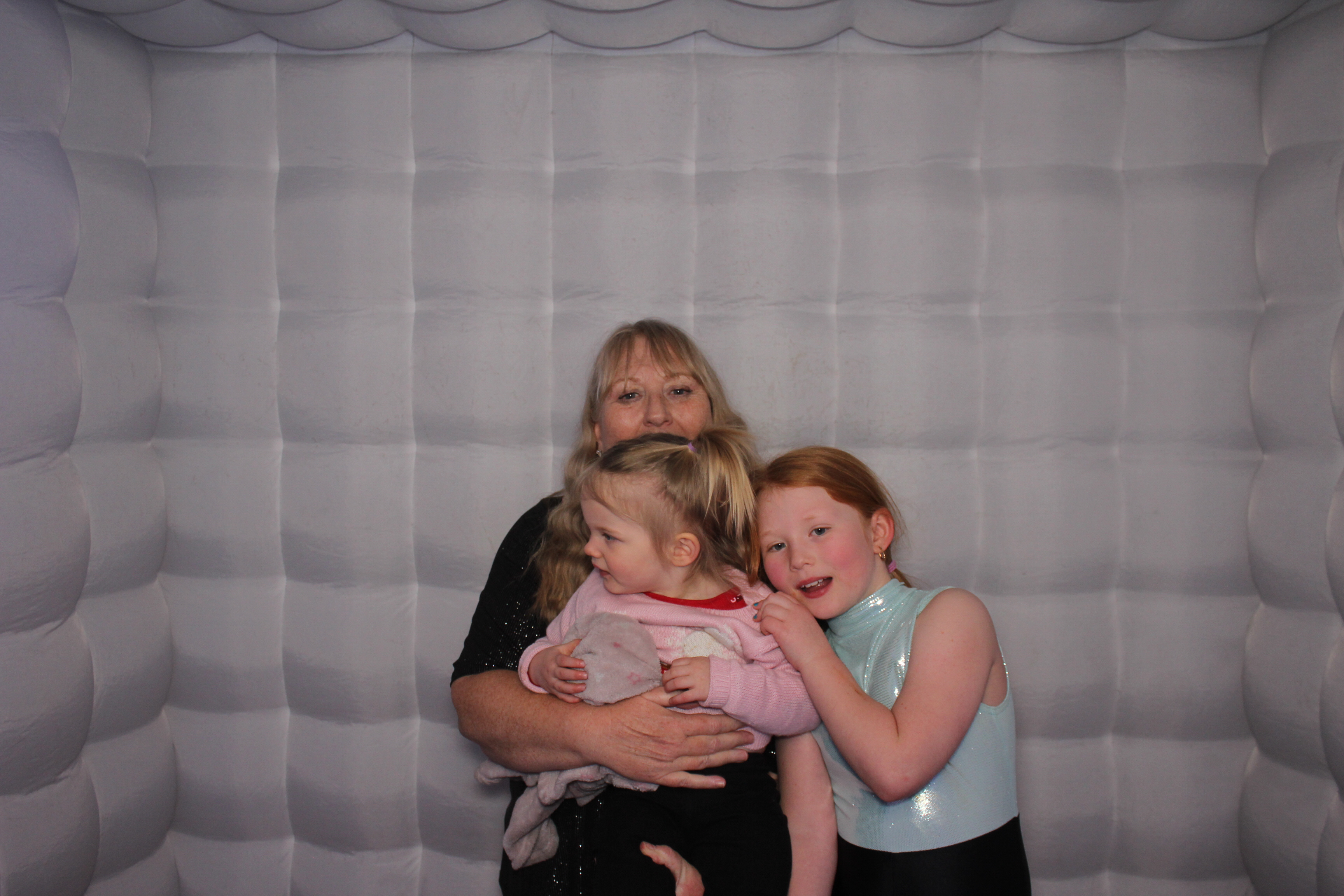 Sharon's 60th Birthday | View more photos from the event at gallery.funbooth.uk.com/u/FunboothLTD1/Sharons-60th-Birthday