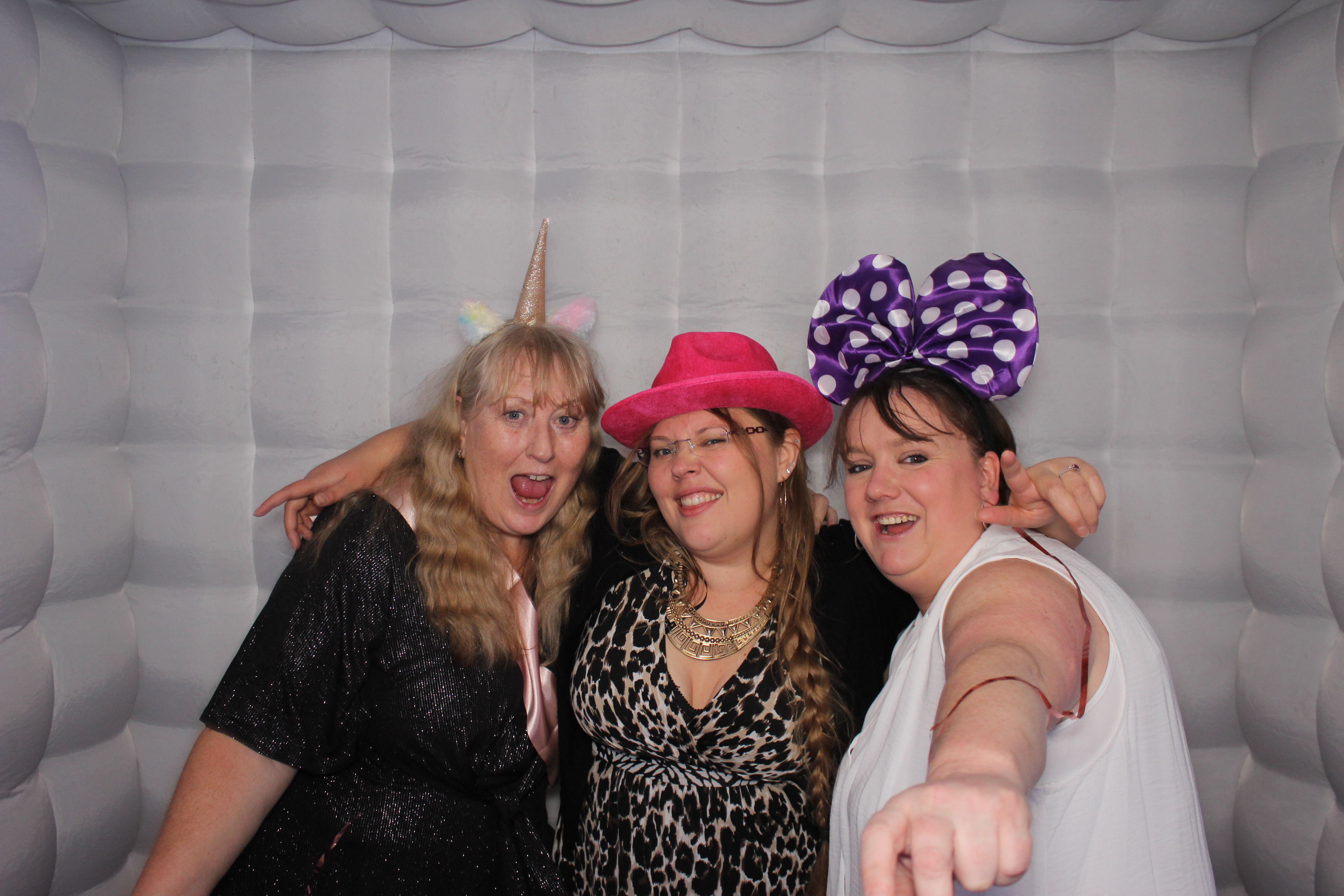 Sharon's 60th Birthday | View more photos from the event at gallery.funbooth.uk.com/u/FunboothLTD1/Sharons-60th-Birthday