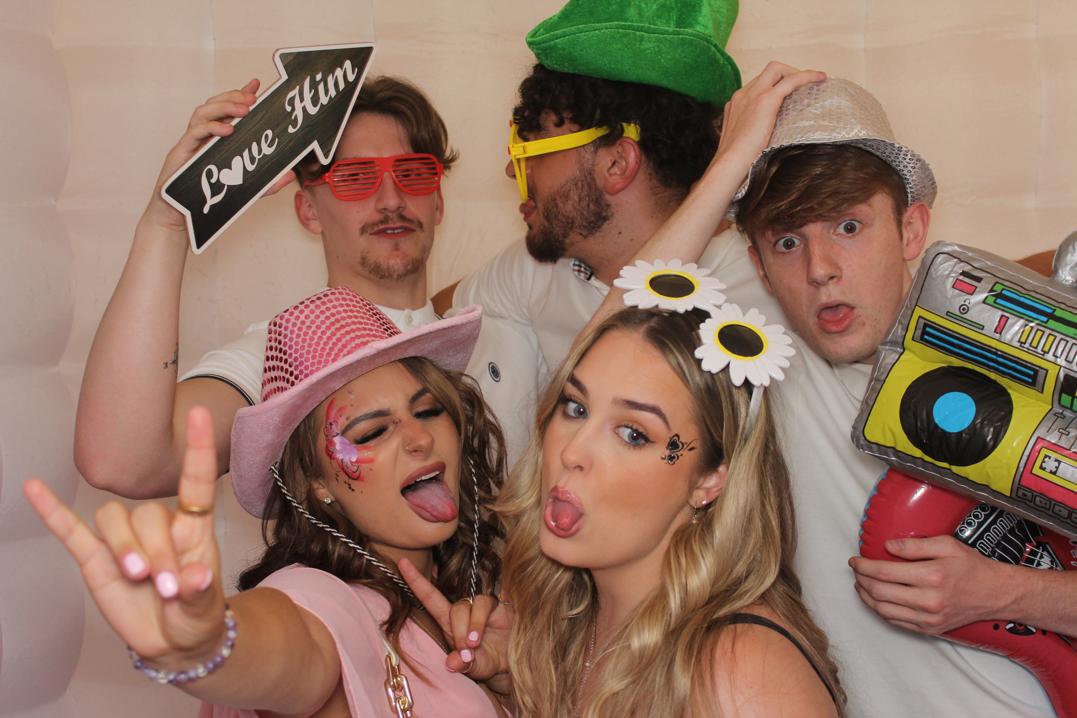 Gemma & Darren's Wedding Celebration | View more photos from the event at gallery.funbooth.uk.com/u/FunboothLTD1/Gemma-Darrens-Wedding-Celebration