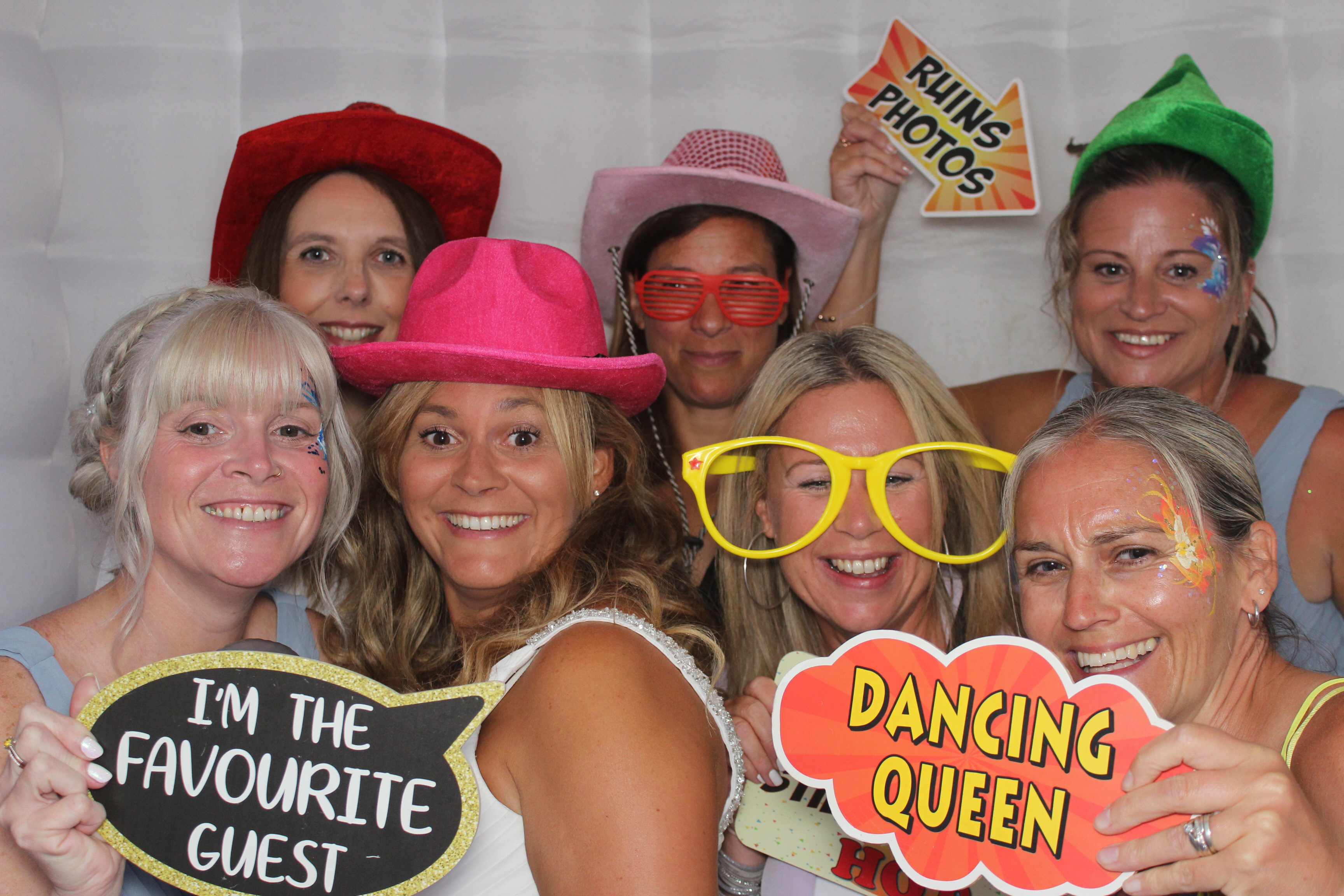 Gemma & Darren's Wedding Celebration | View more photos from the event at gallery.funbooth.uk.com/u/FunboothLTD1/Gemma-Darrens-Wedding-Celebration