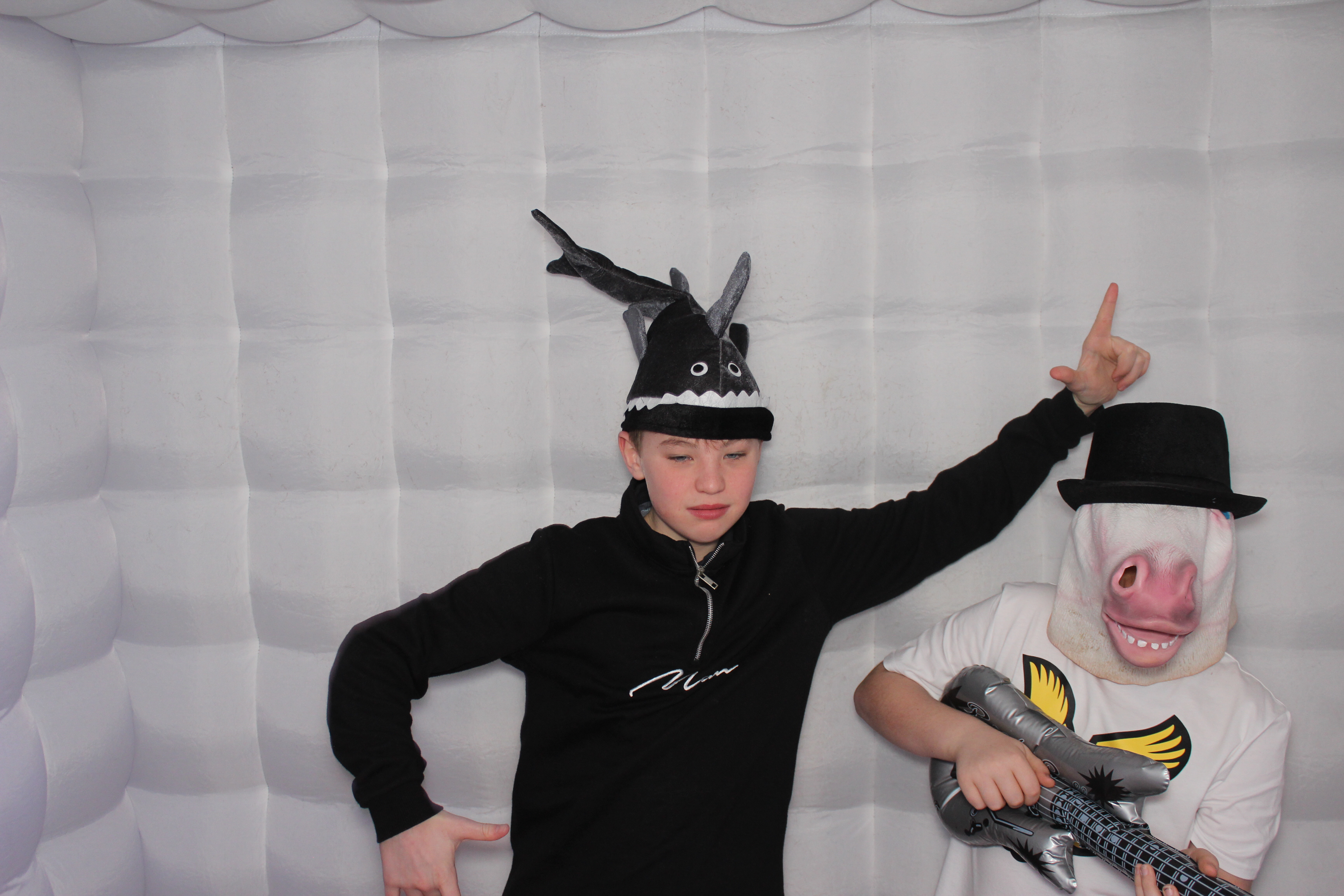 Katie's 40th & Emma's 16th Birthday Party | View more photos from the event at gallery.funbooth.uk.com/u/FunboothLTD1/Katies-40th-Emmas-16th-Birthday-Party