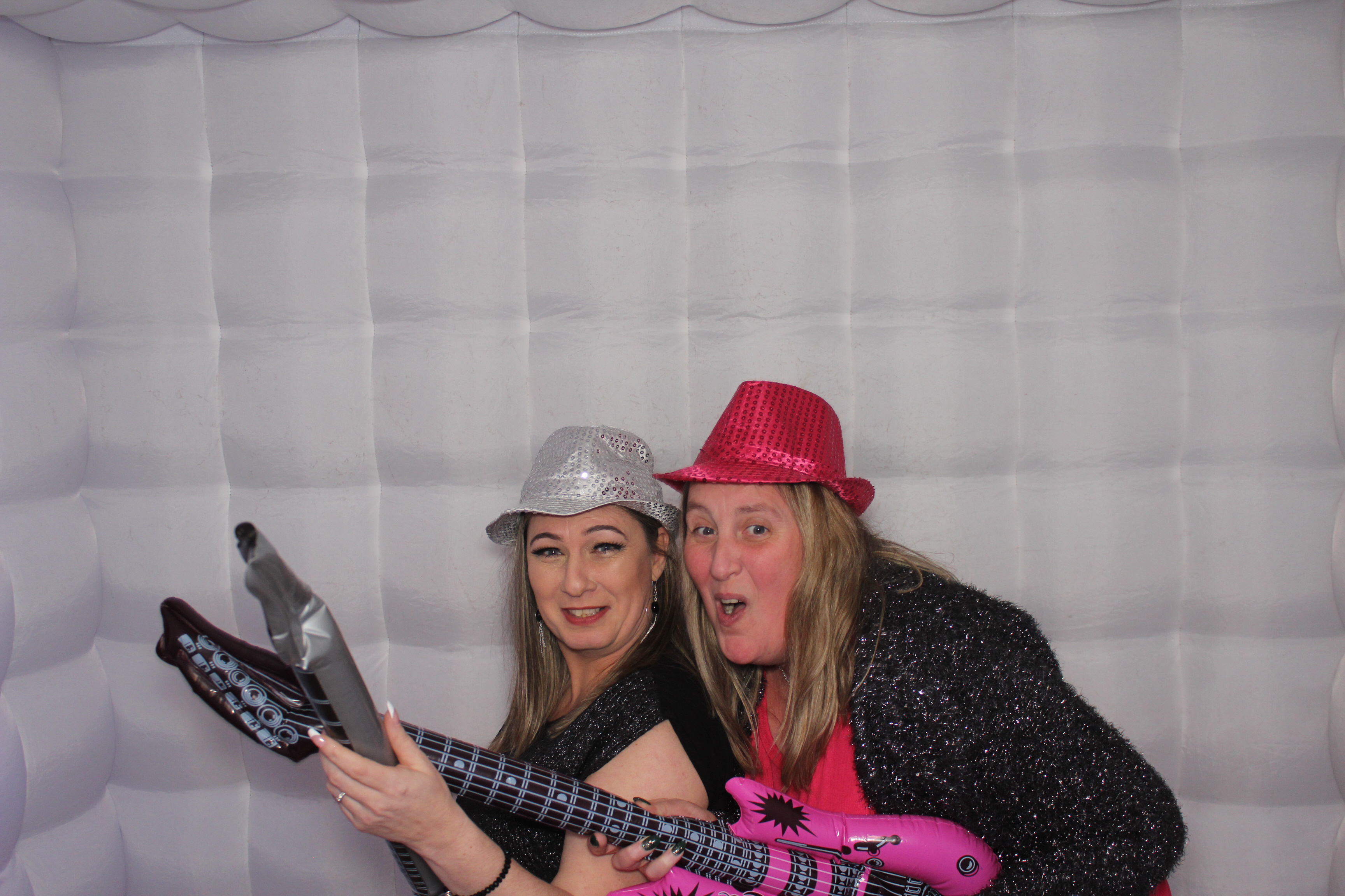 Katie's 40th & Emma's 16th Birthday Party | View more photos from the event at gallery.funbooth.uk.com/u/FunboothLTD1/Katies-40th-Emmas-16th-Birthday-Party