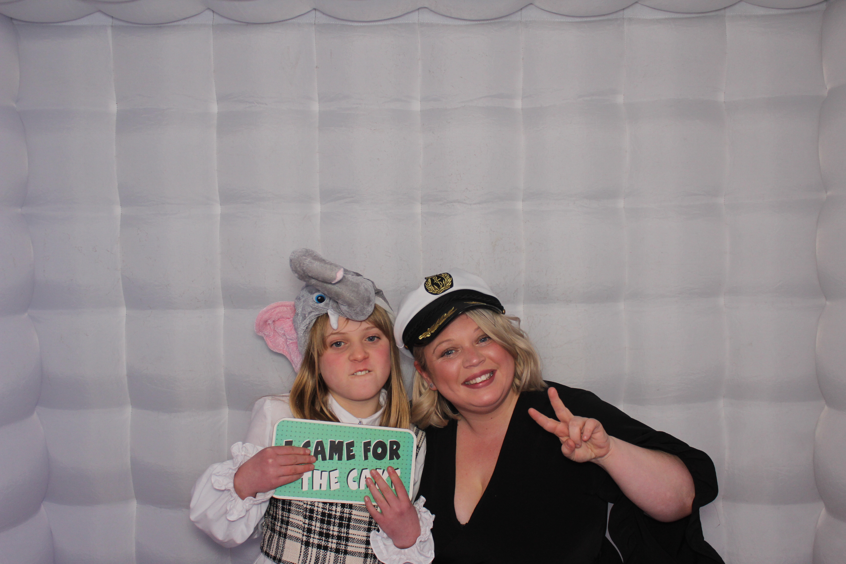 Katie's 40th & Emma's 16th Birthday Party | View more photos from the event at gallery.funbooth.uk.com/u/FunboothLTD1/Katies-40th-Emmas-16th-Birthday-Party