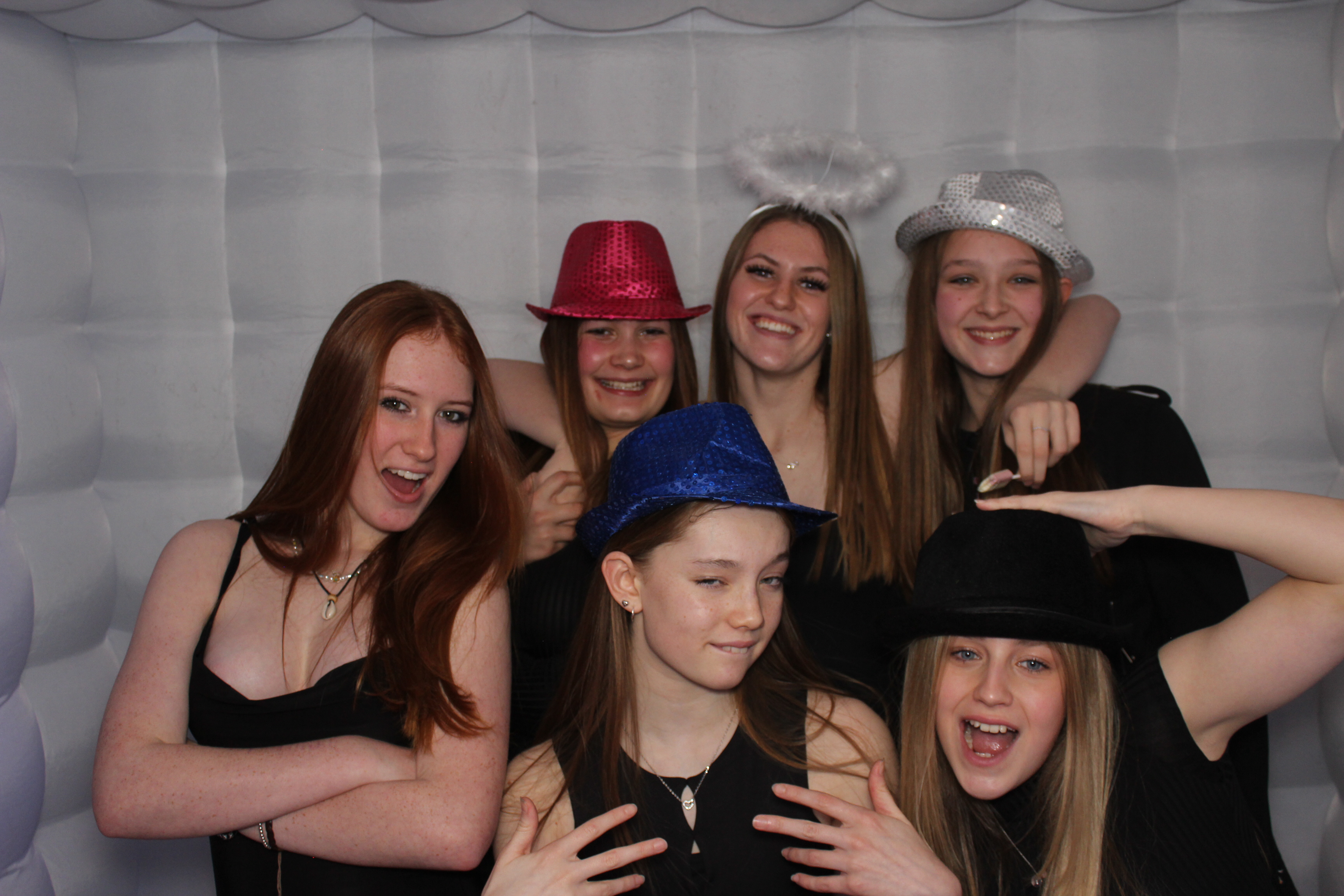 Katie's 40th & Emma's 16th Birthday Party | View more photos from the event at gallery.funbooth.uk.com/u/FunboothLTD1/Katies-40th-Emmas-16th-Birthday-Party