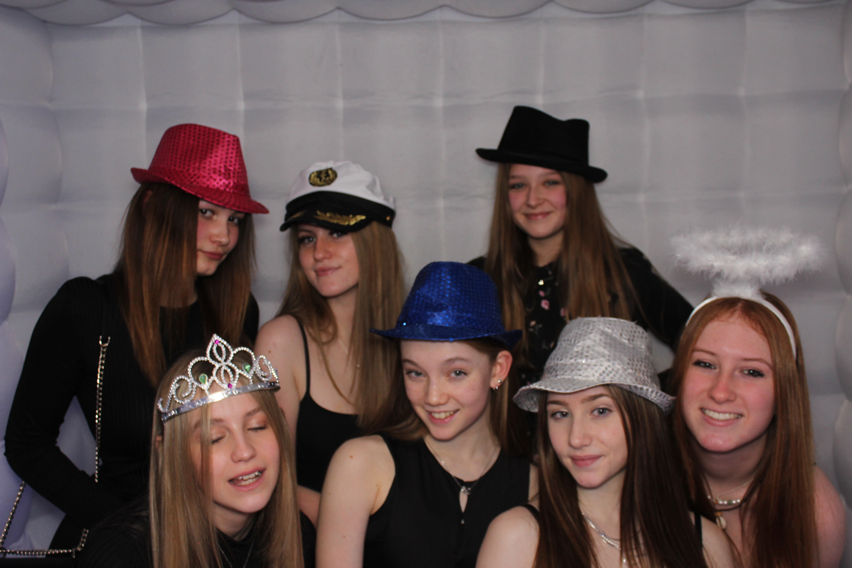 Katie's 40th & Emma's 16th Birthday Party | View more photos from the event at gallery.funbooth.uk.com/u/FunboothLTD1/Katies-40th-Emmas-16th-Birthday-Party