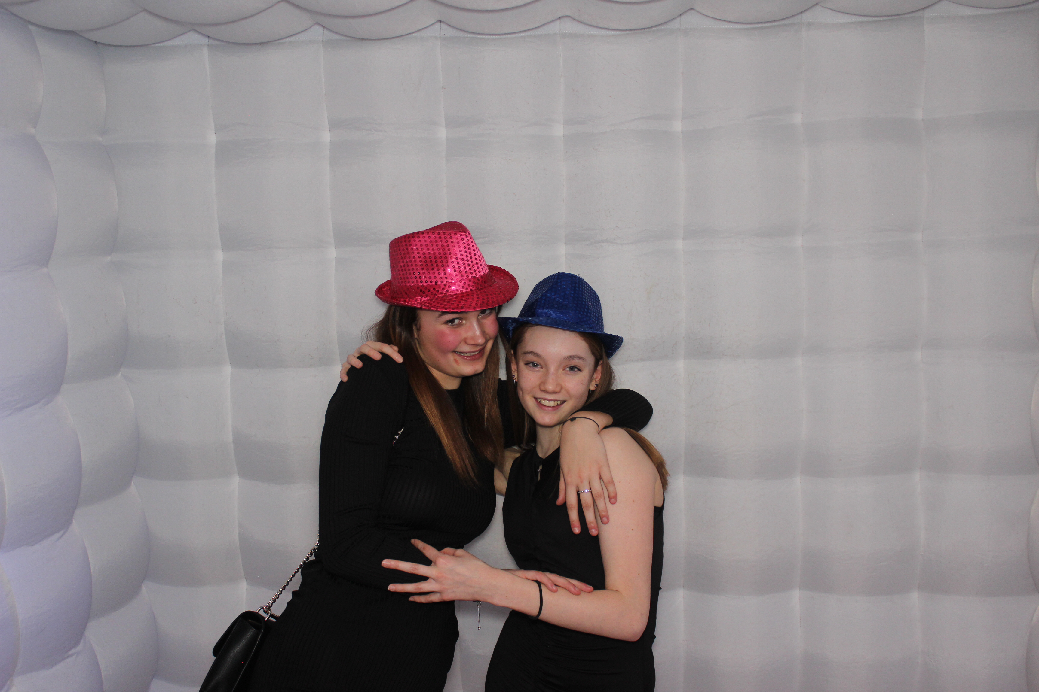 Katie's 40th & Emma's 16th Birthday Party | View more photos from the event at gallery.funbooth.uk.com/u/FunboothLTD1/Katies-40th-Emmas-16th-Birthday-Party