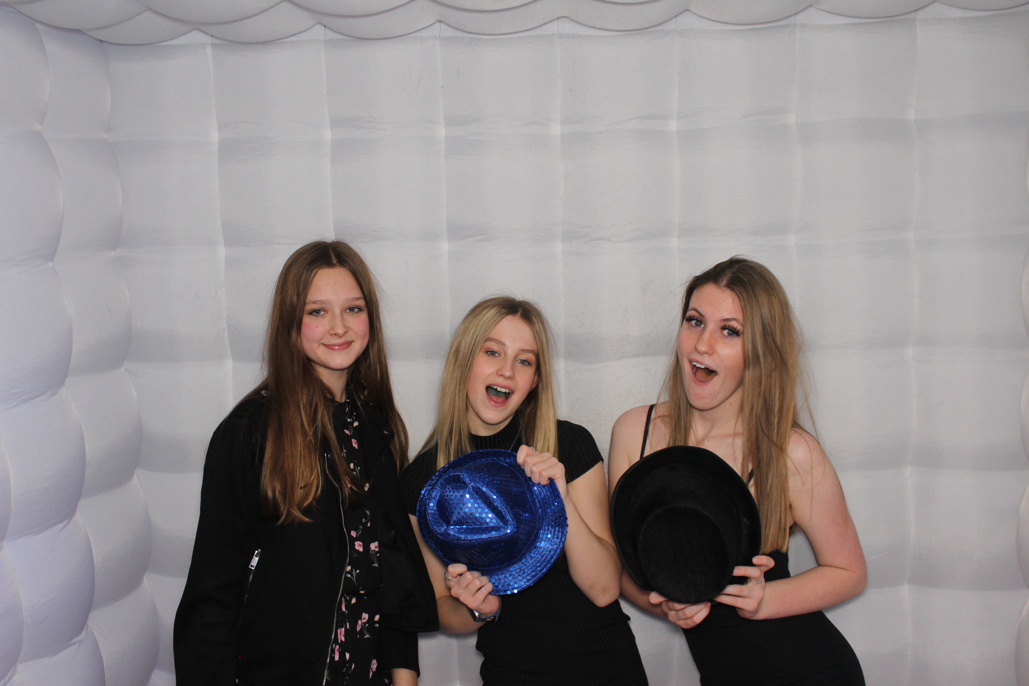 Katie's 40th & Emma's 16th Birthday Party | View more photos from the event at gallery.funbooth.uk.com/u/FunboothLTD1/Katies-40th-Emmas-16th-Birthday-Party