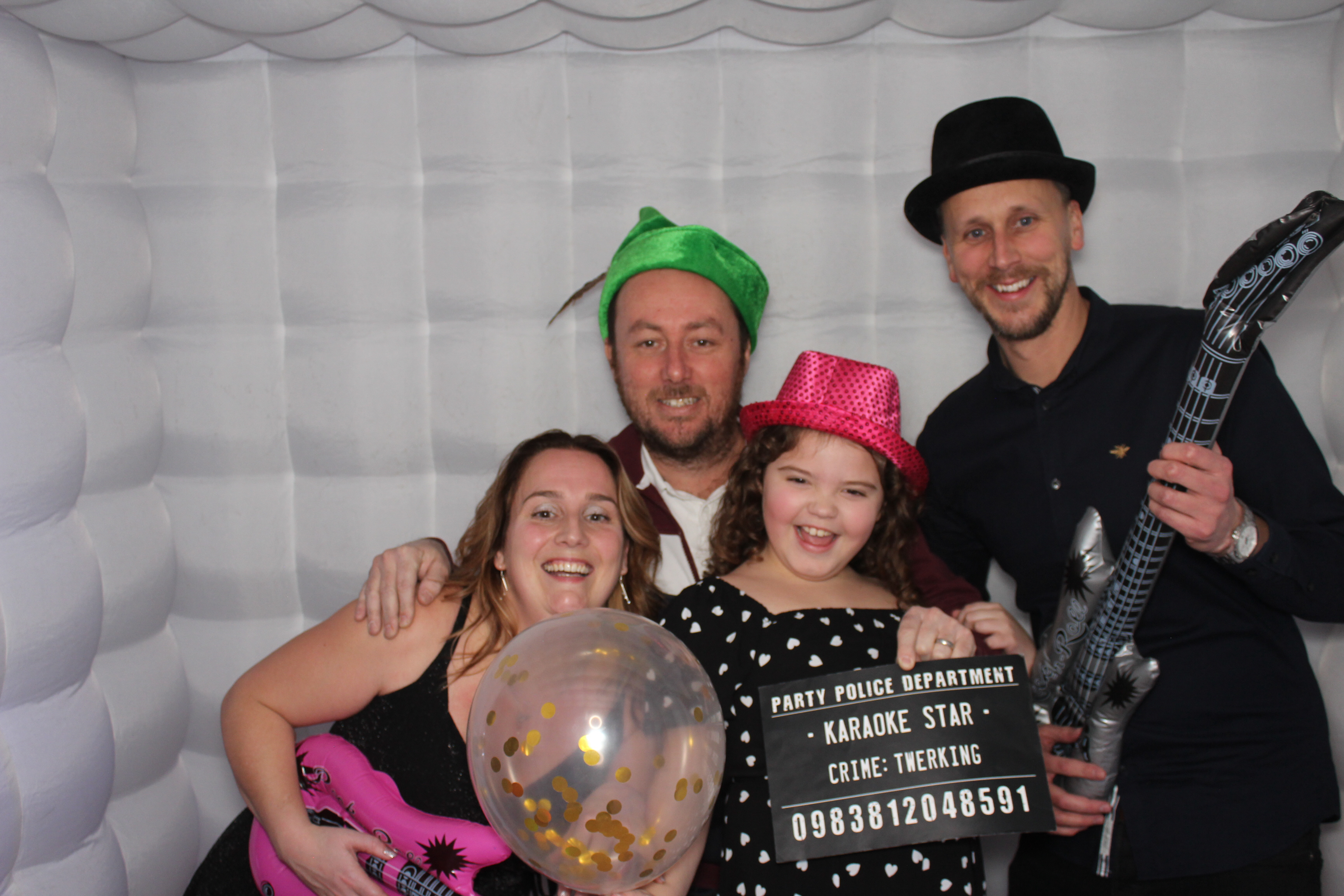 Katie's 40th & Emma's 16th Birthday Party | View more photos from the event at gallery.funbooth.uk.com/u/FunboothLTD1/Katies-40th-Emmas-16th-Birthday-Party