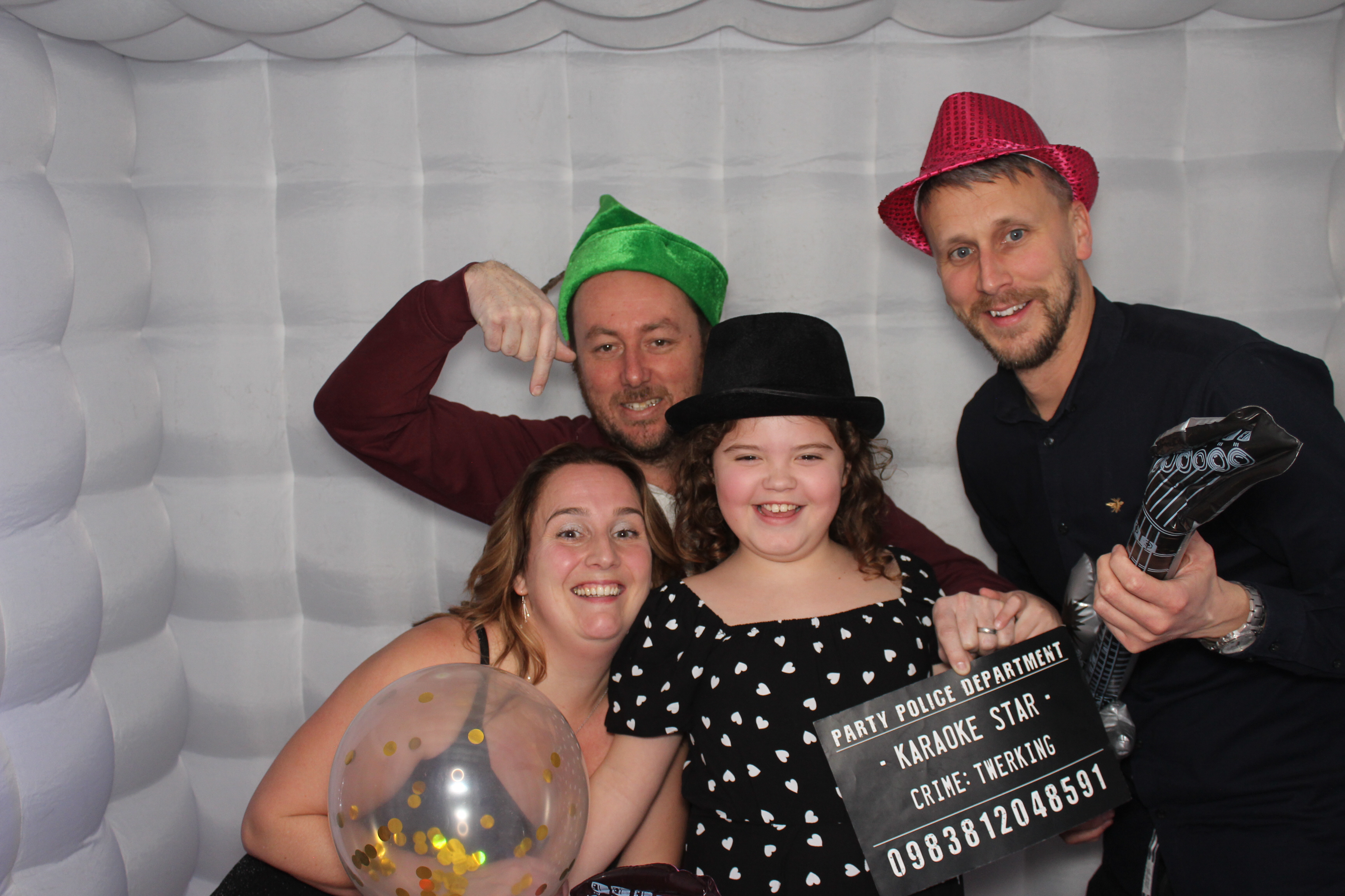 Katie's 40th & Emma's 16th Birthday Party | View more photos from the event at gallery.funbooth.uk.com/u/FunboothLTD1/Katies-40th-Emmas-16th-Birthday-Party