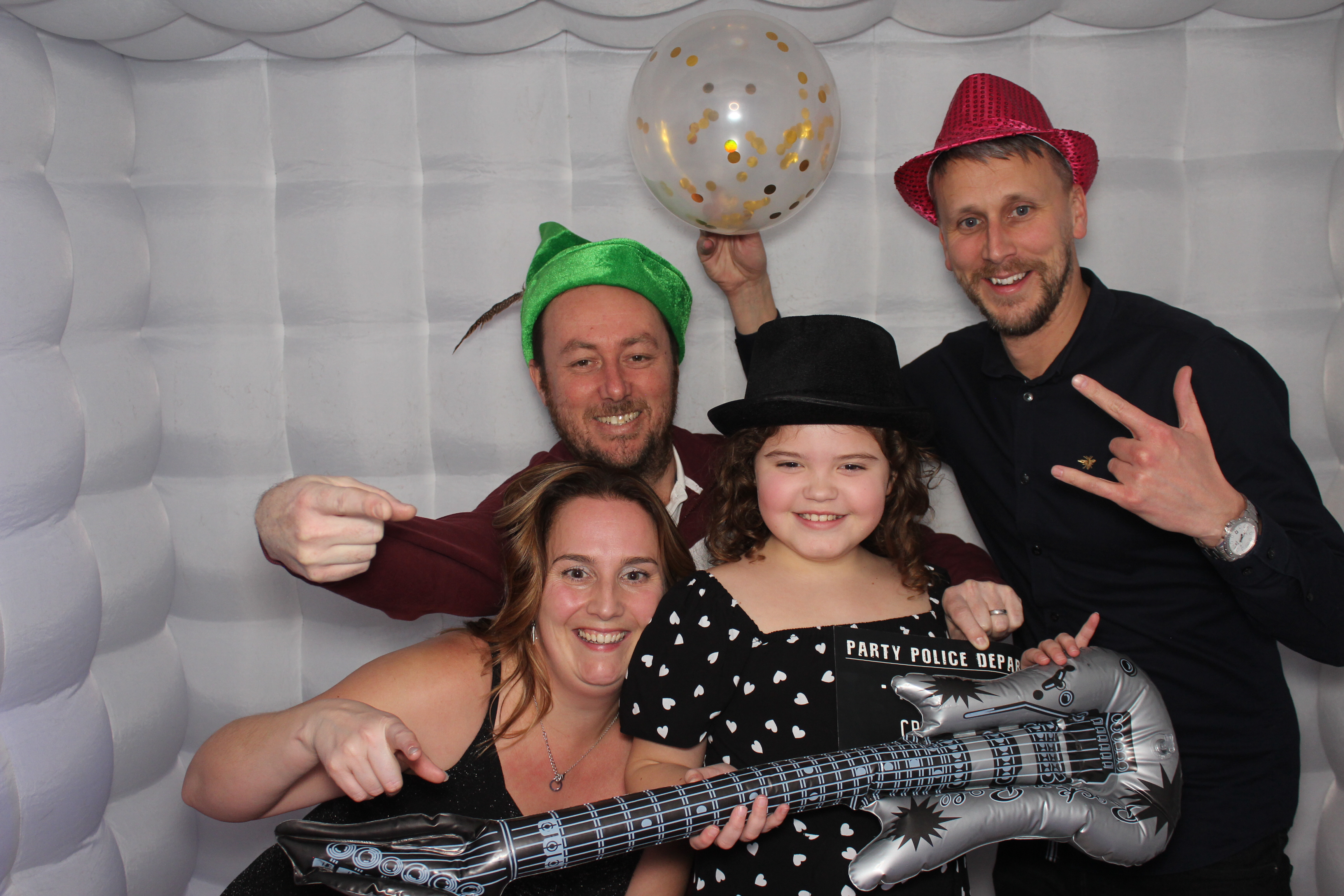 Katie's 40th & Emma's 16th Birthday Party | View more photos from the event at gallery.funbooth.uk.com/u/FunboothLTD1/Katies-40th-Emmas-16th-Birthday-Party