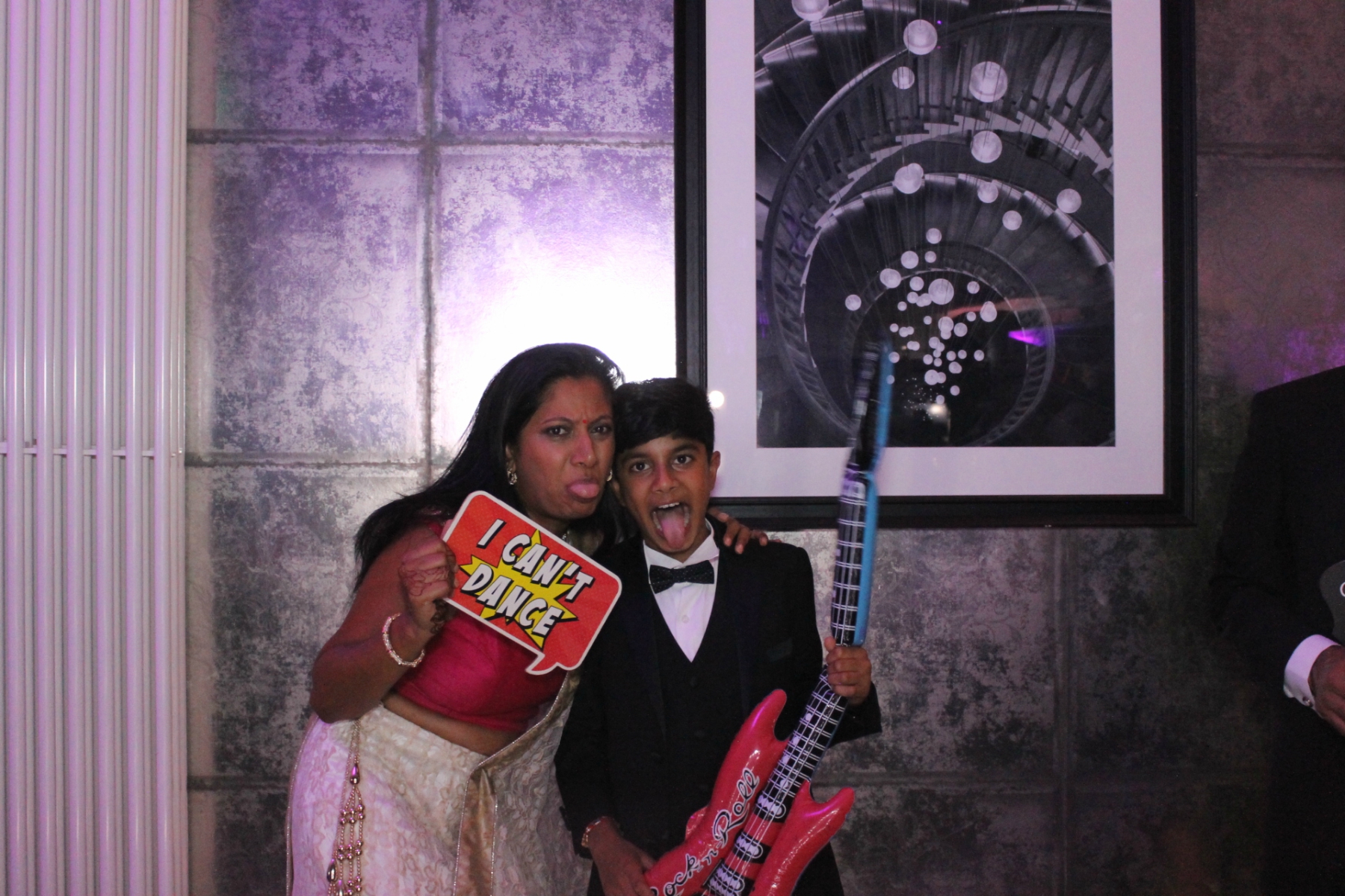 Mehul & Roshni | View more photos from the event at gallery.funbooth.uk.com/u/FunboothLTD1/Mehul-Roshni