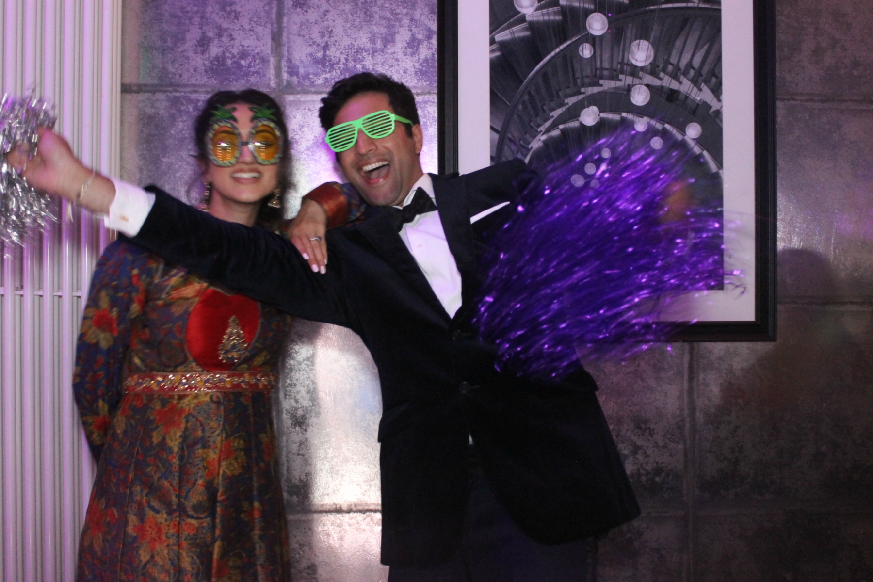Mehul & Roshni | View more photos from the event at gallery.funbooth.uk.com/u/FunboothLTD1/Mehul-Roshni